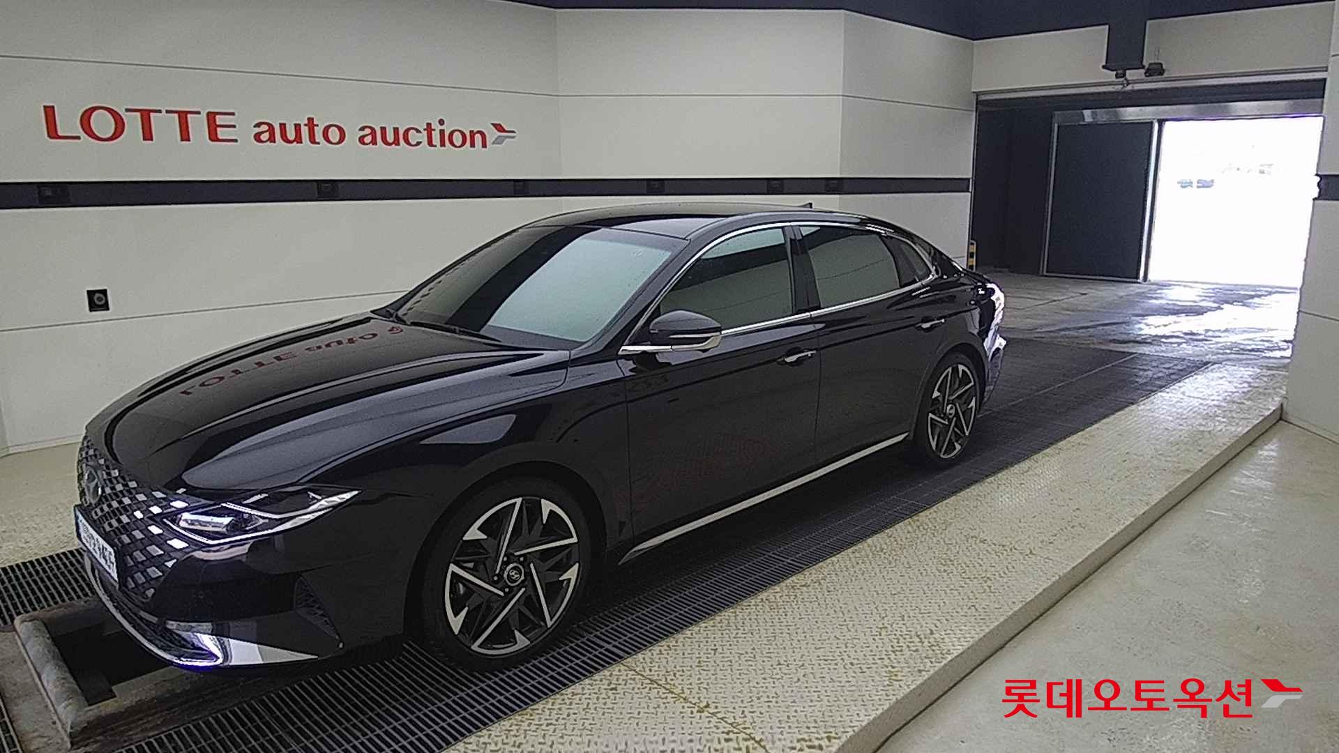 Hyundai Grandeur id 2698378 из Кореи 13