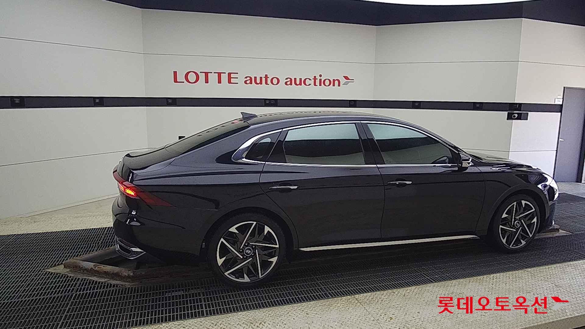 Hyundai Grandeur id 2698378 из Кореи 18