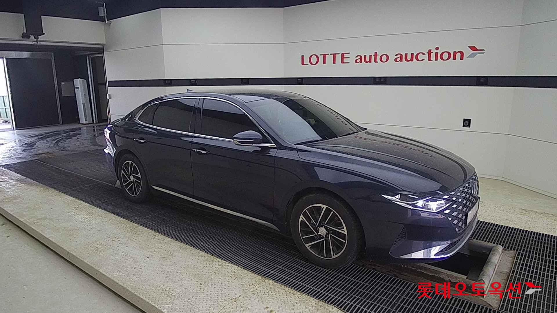 هيونداي - أزيرا (2021)