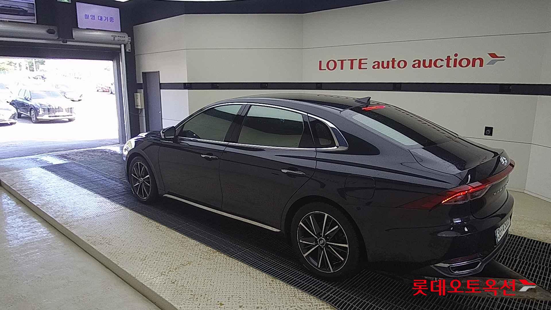 Hyundai Grandeur id 2698370 из Кореи 10