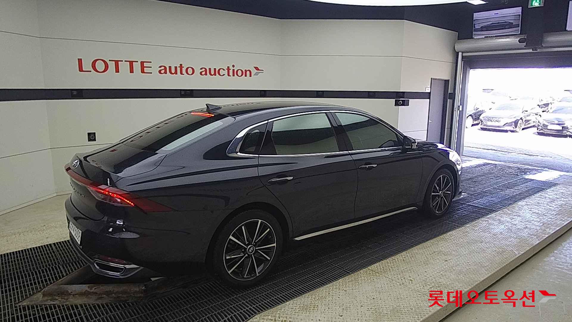 Hyundai Grandeur id 2698370 из Кореи 19