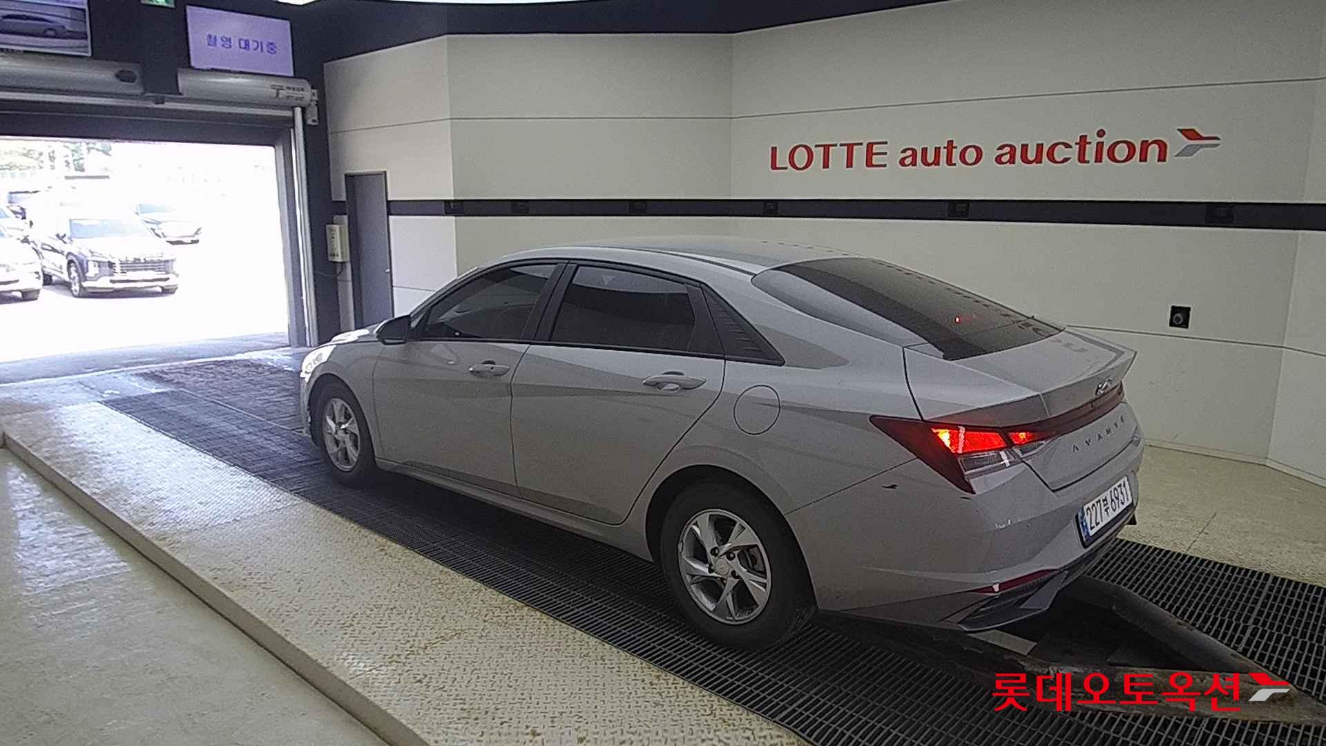 Hyundai Avante id 2720996 из Кореи 10