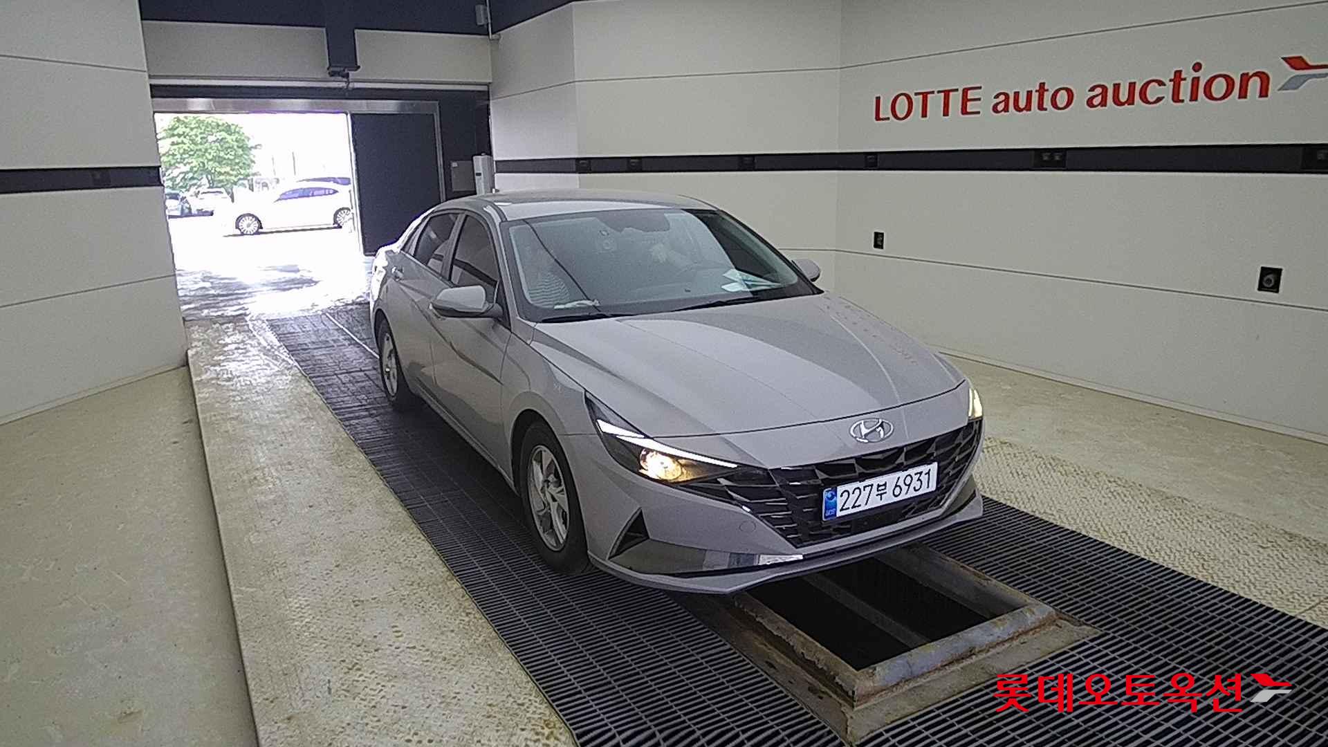 Hyundai Avante id 2720996 из Кореи 15