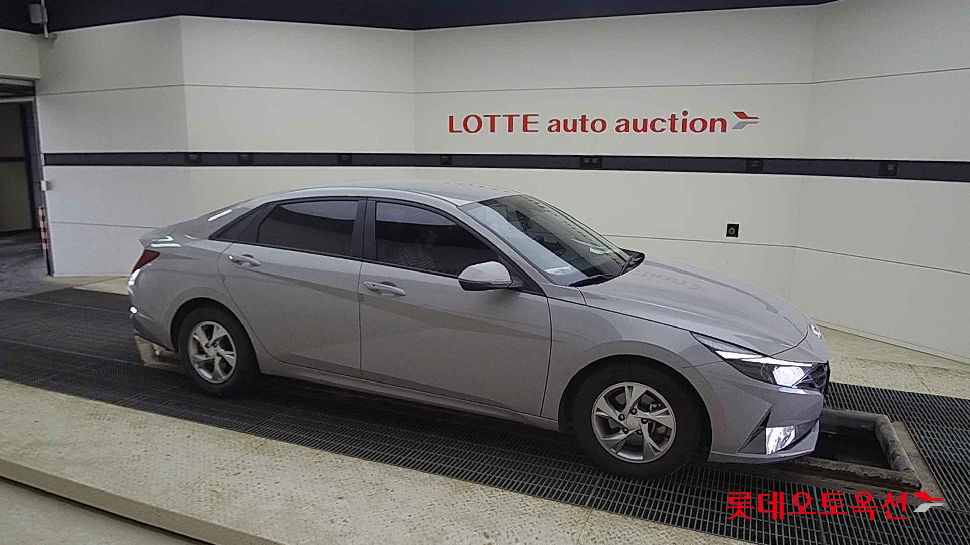 Hyundai Avante id 2720996 из Кореи 17