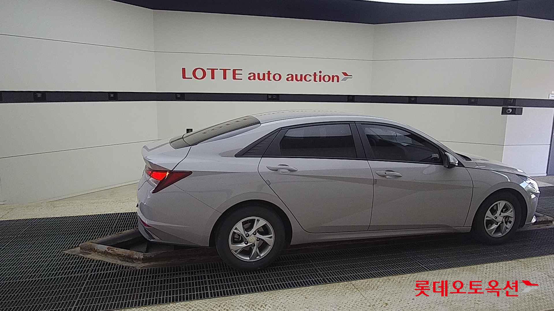 Hyundai Avante id 2720996 из Кореи 18