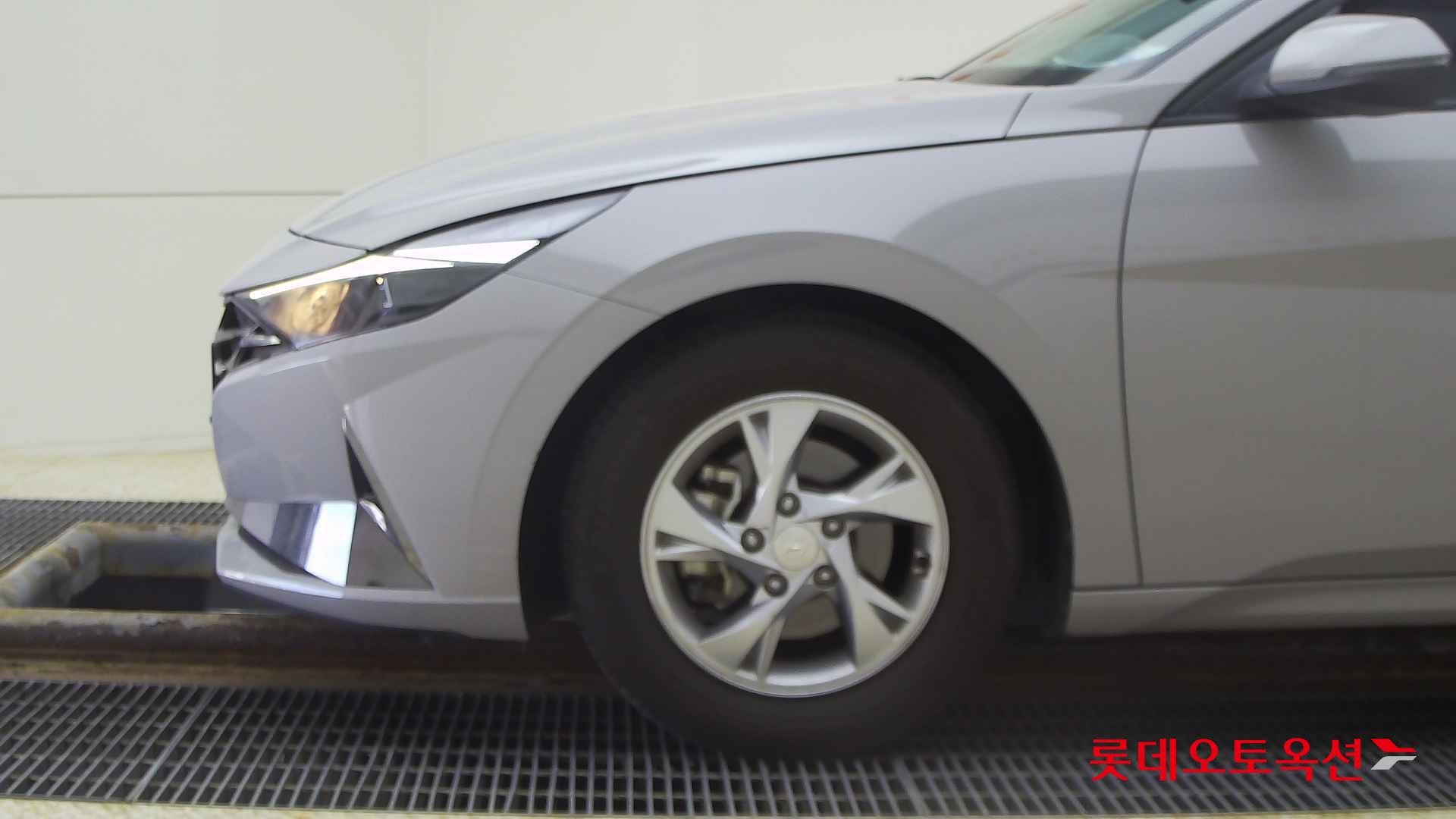 Hyundai Avante id 2720996 из Кореи 21