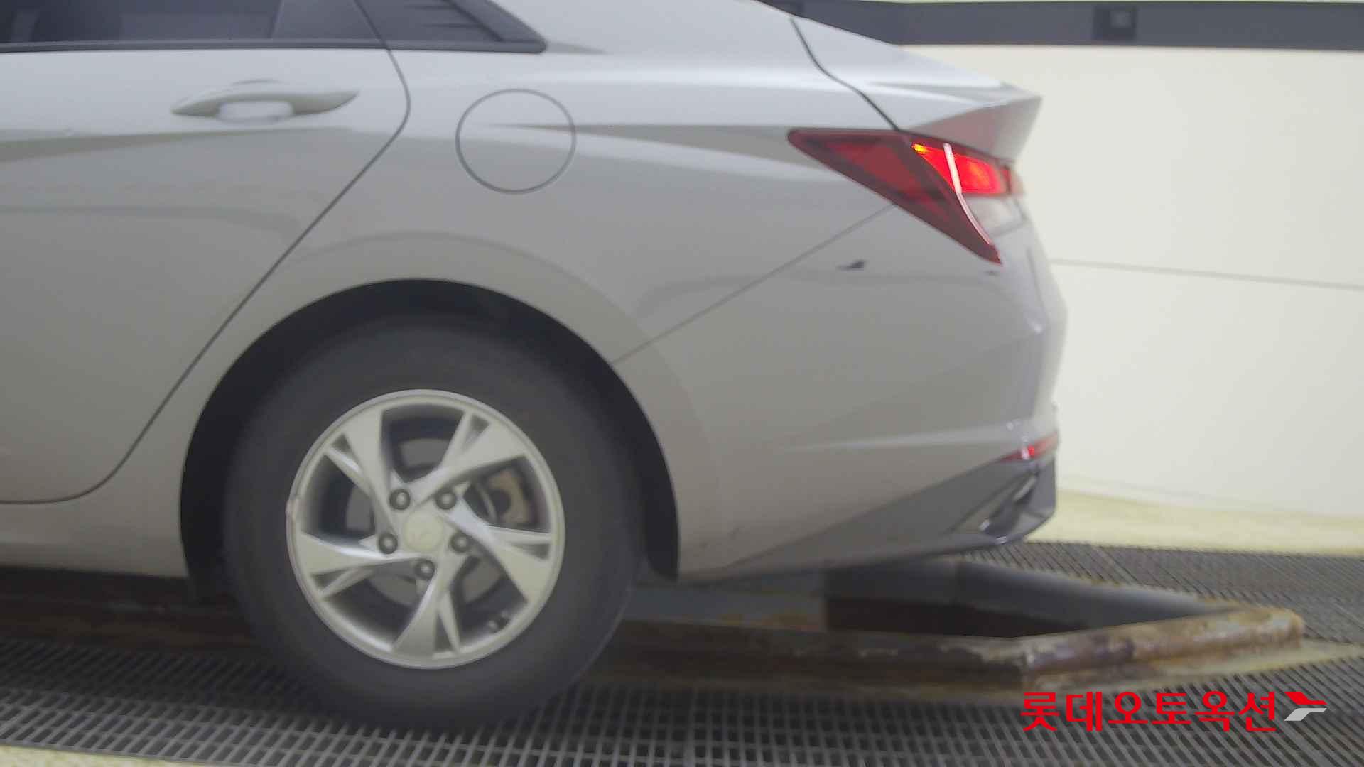 Hyundai Avante id 2720996 из Кореи 22