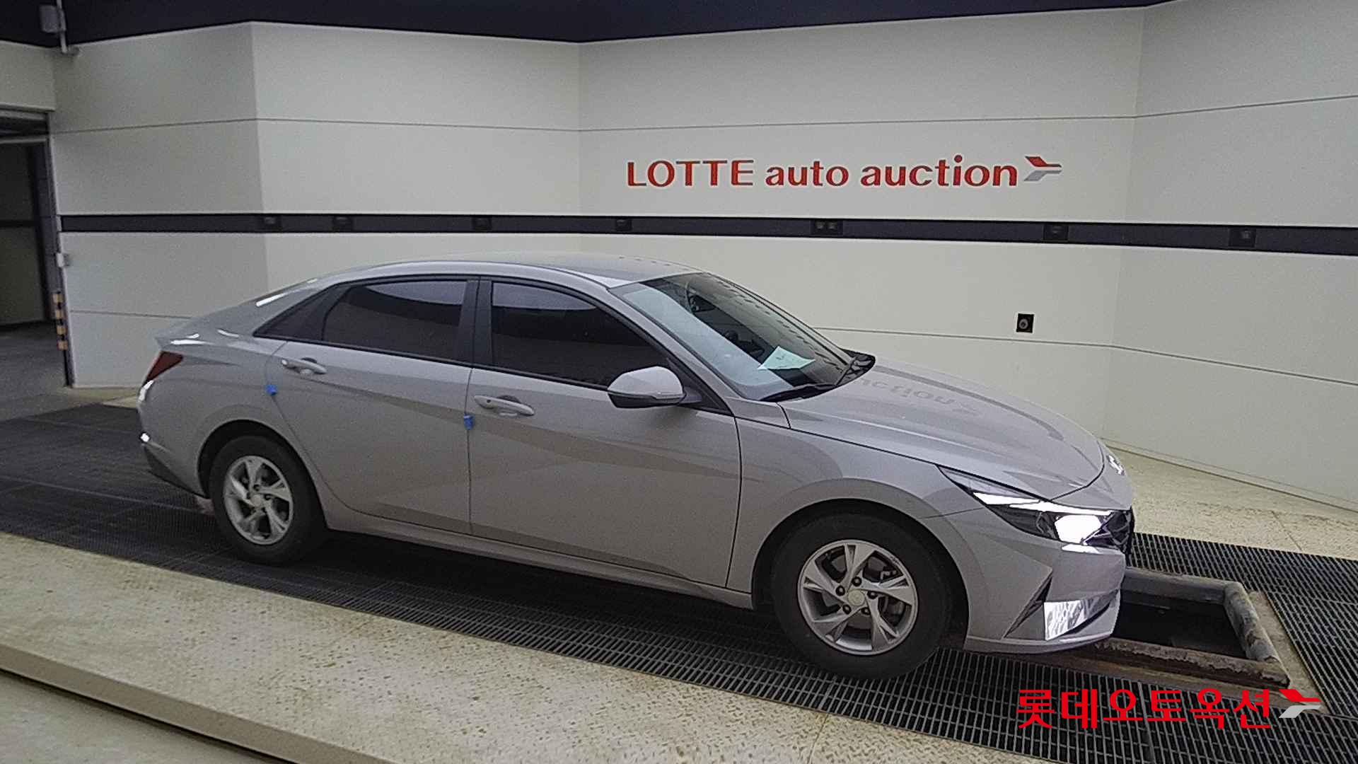 Hyundai Avante id 2721015 из Кореи 17
