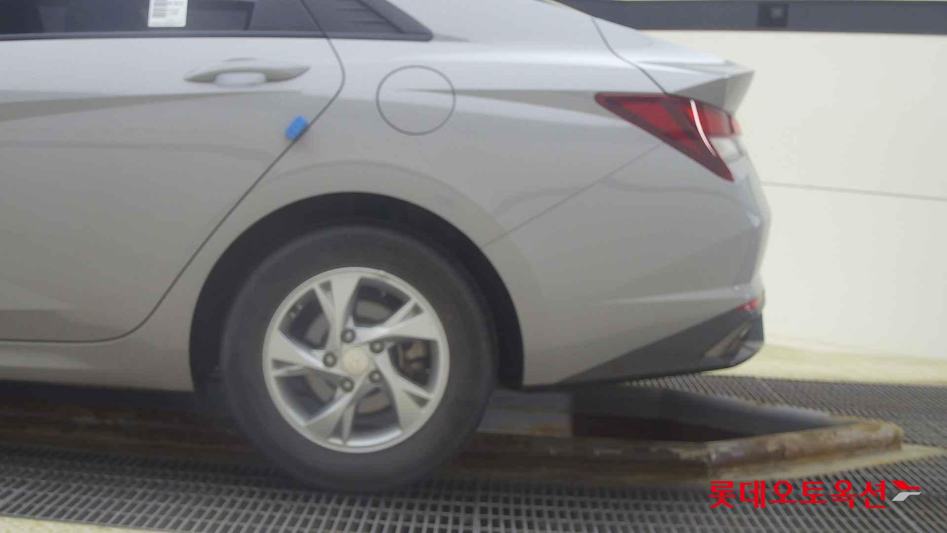 Hyundai Avante id 2721015 из Кореи 22