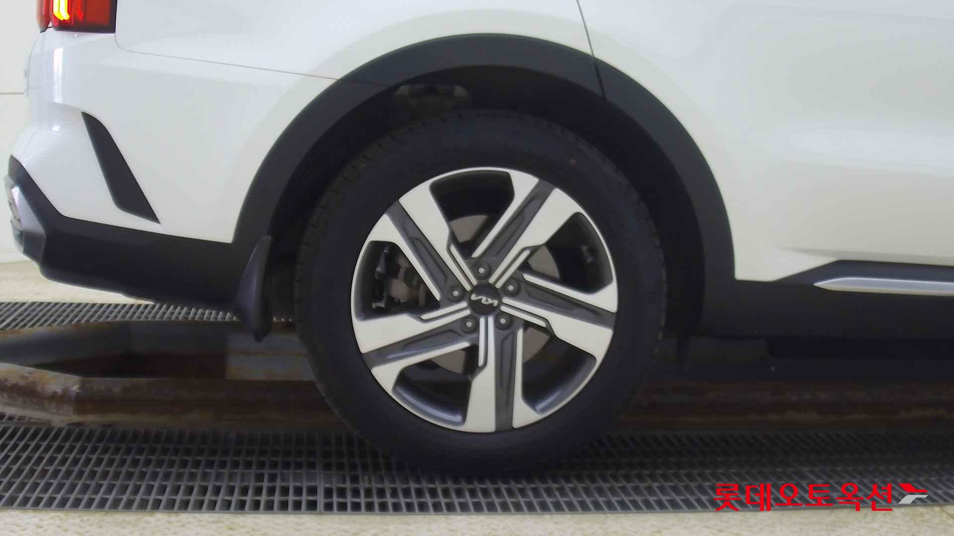 Kia Sorento Hybrid id 2684540 из Кореи 24