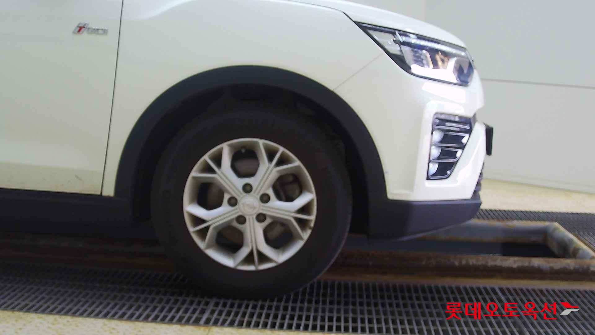 SsangYong Tivoli id 2720417 из Кореи 23