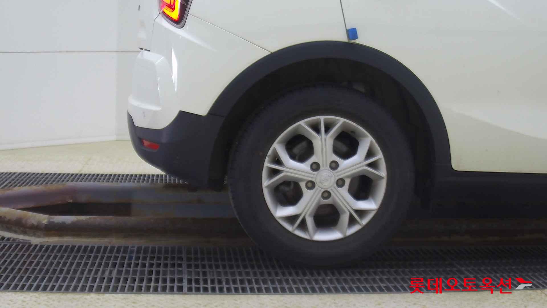 SsangYong Tivoli id 2720417 из Кореи 24