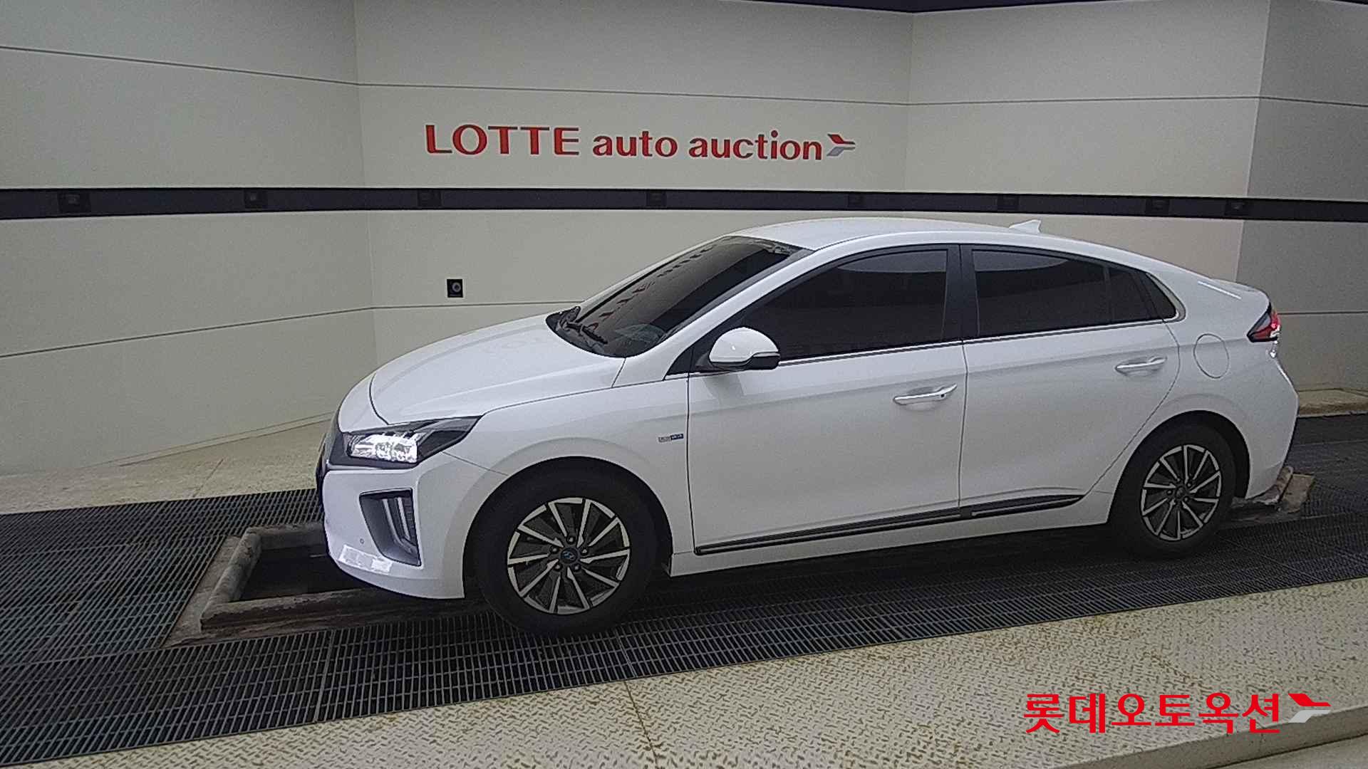 Hyundai IONIQ Electric id 2704032 из Кореи 12