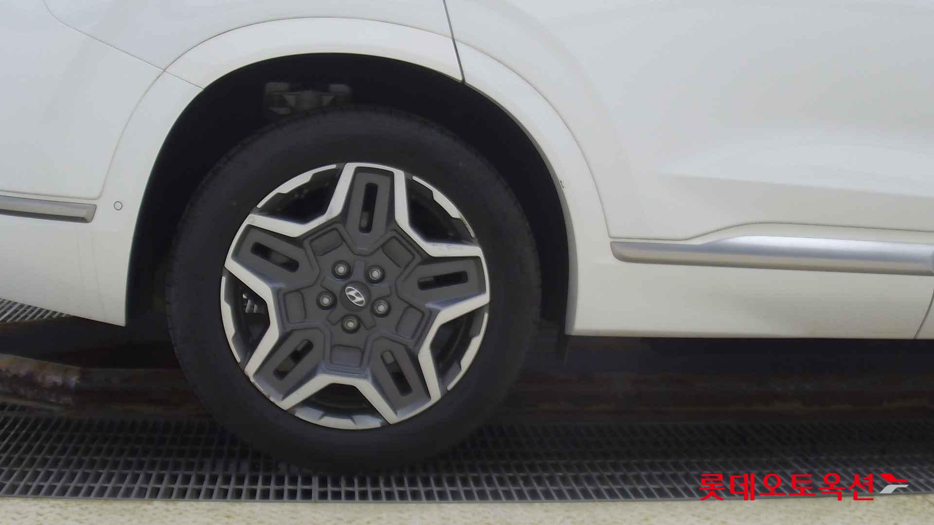 Hyundai Santa Fe Hybrid id 2698388 из Кореи 24