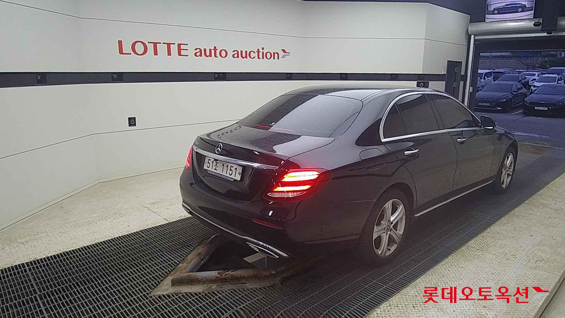 مرسيدس E220D