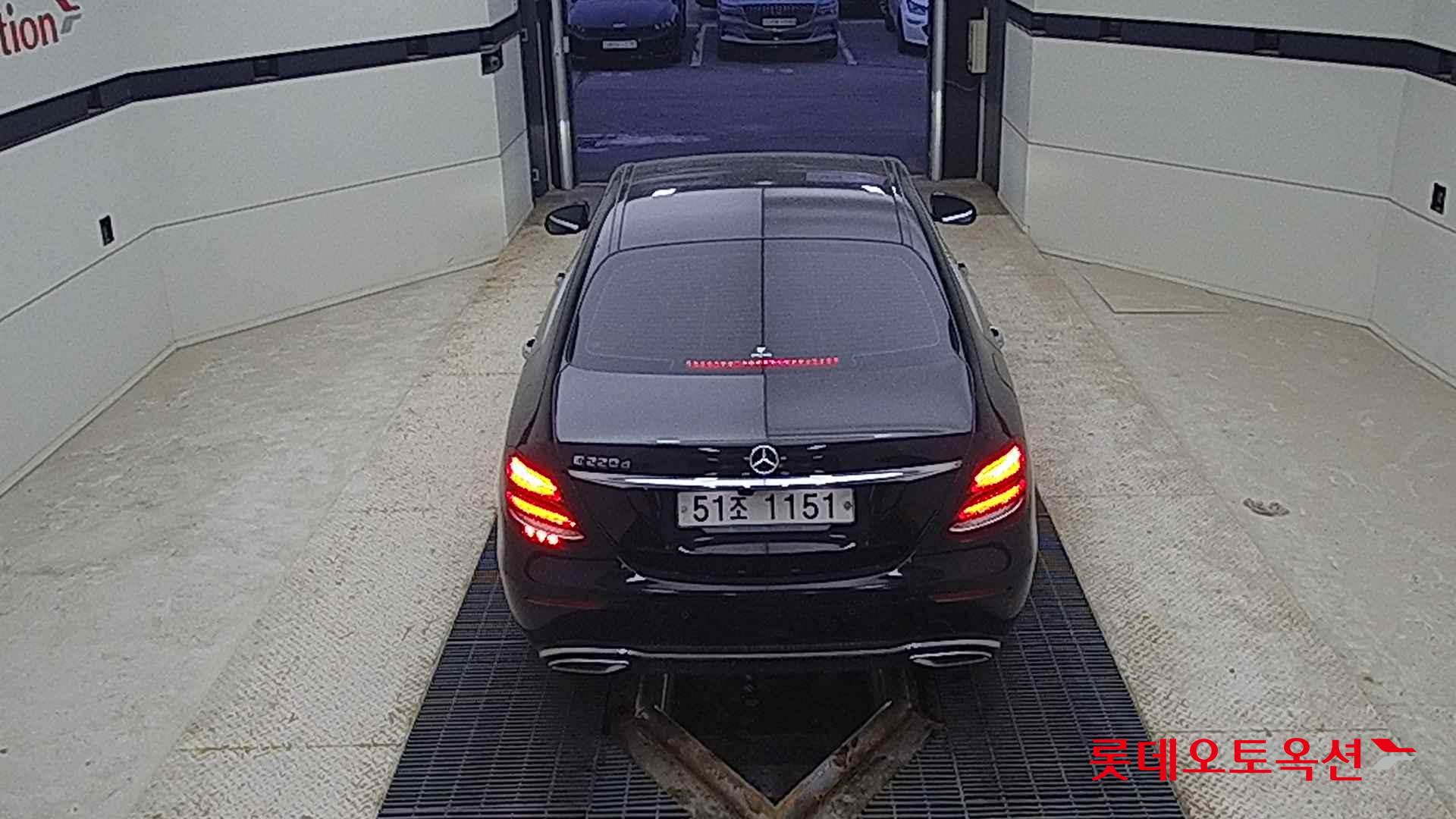 مرسيدس E220D