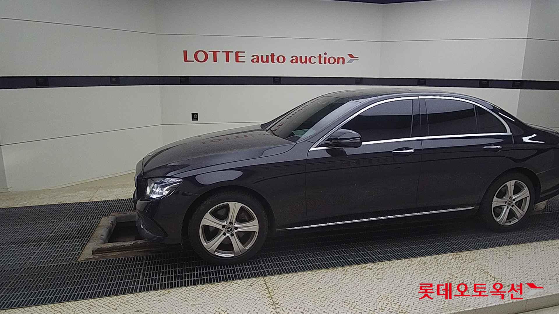 مرسيدس E220D