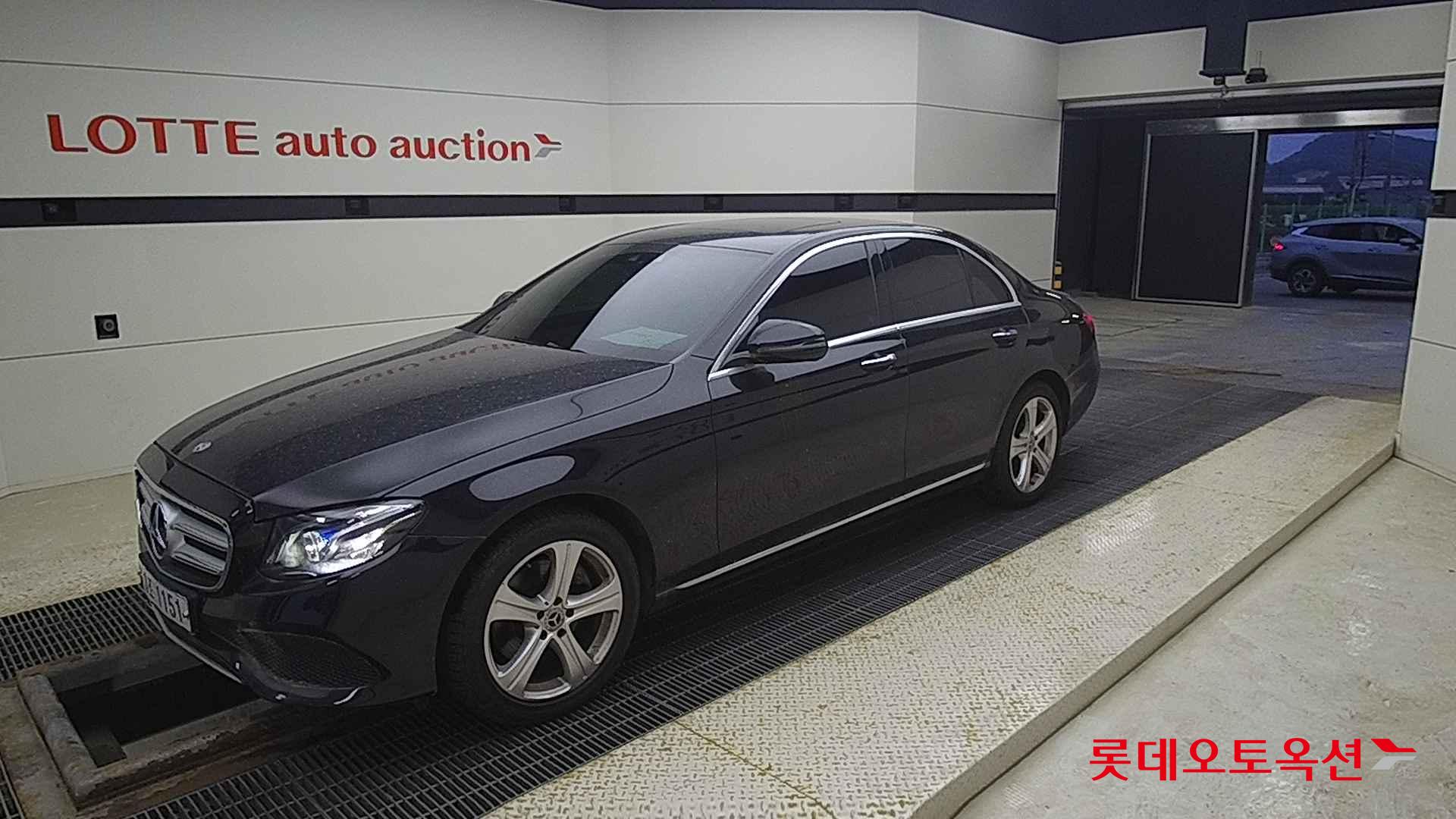 مرسيدس E220D