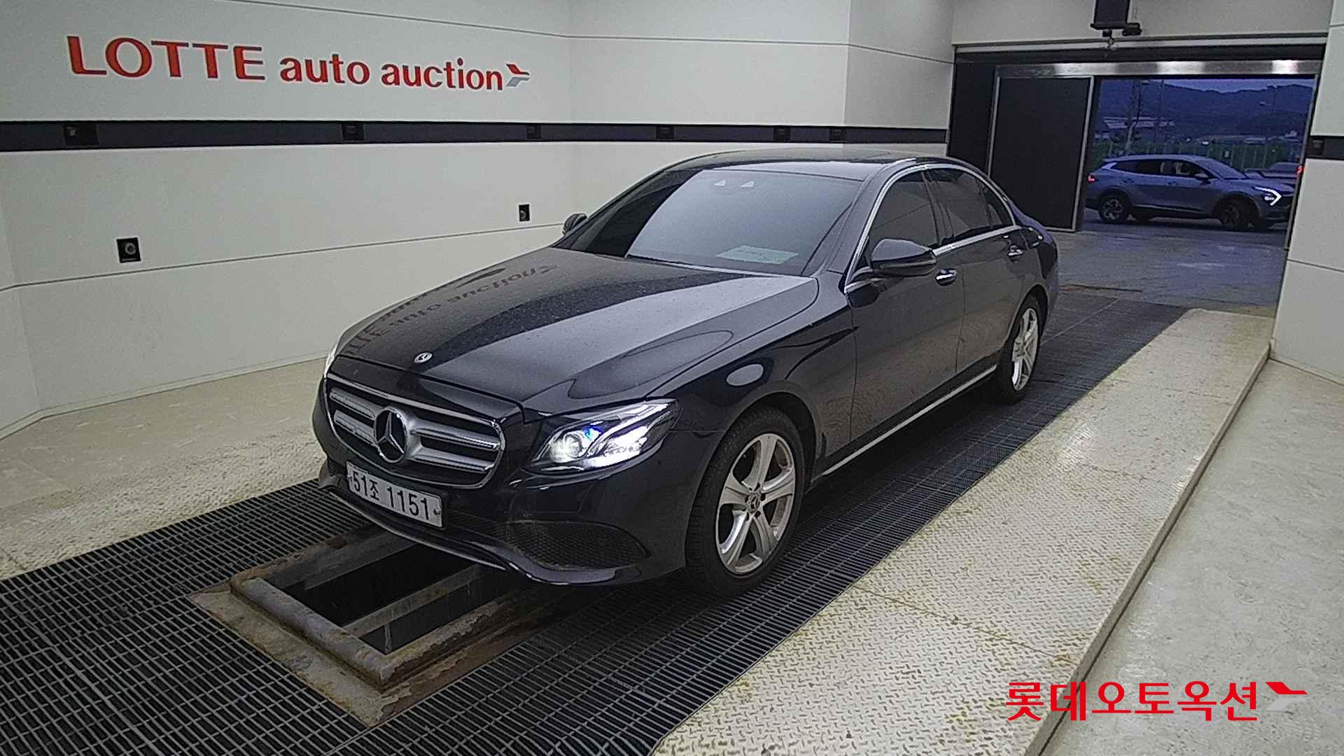 مرسيدس E220D