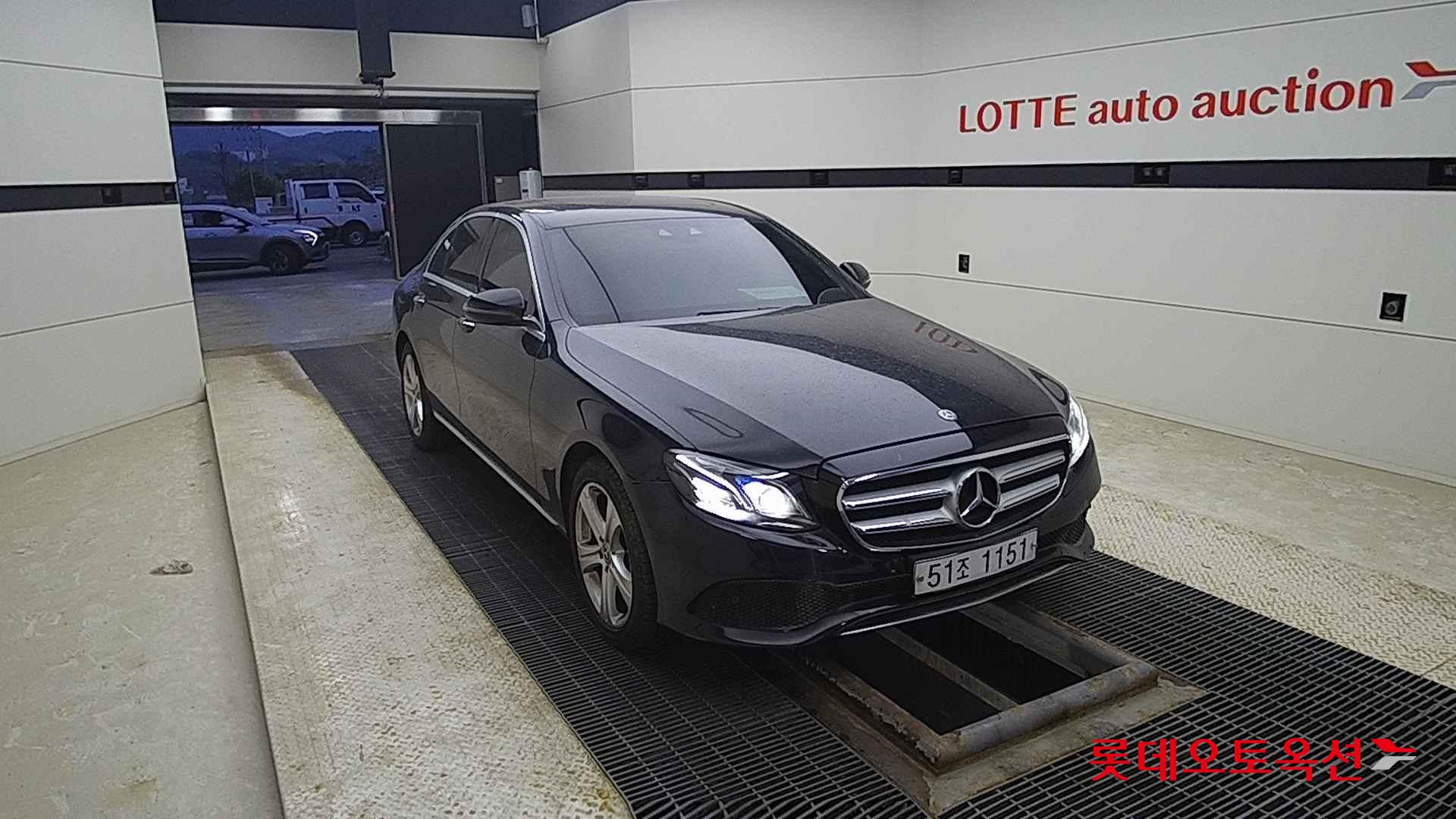مرسيدس E220D