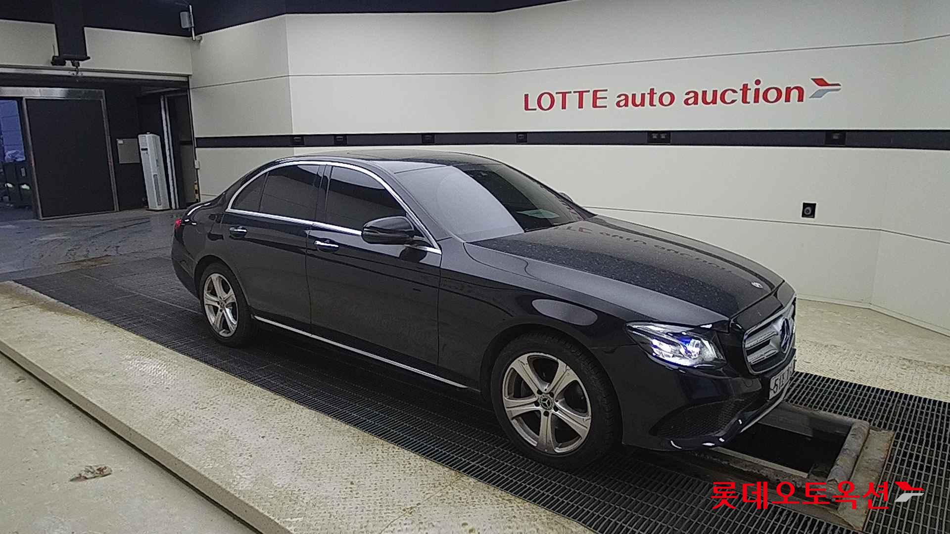 مرسيدس E220D