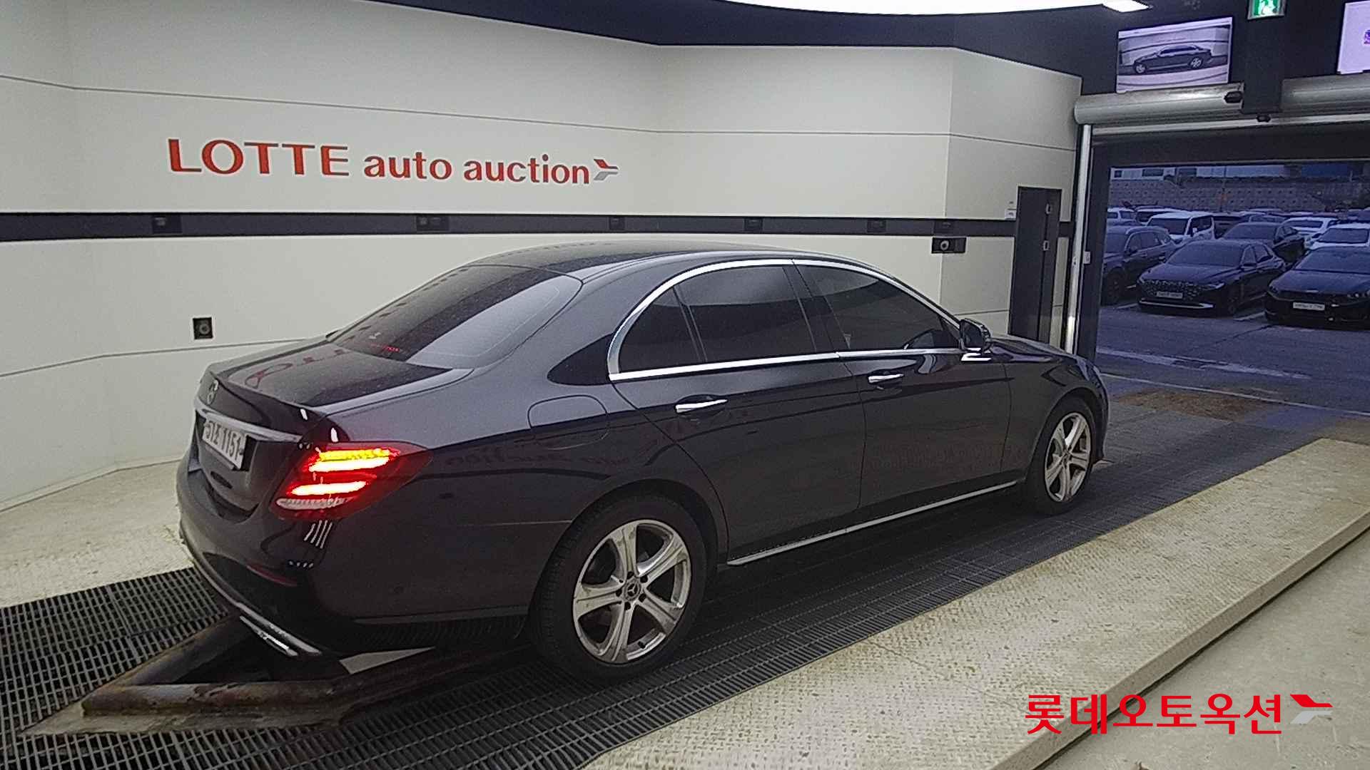 مرسيدس E220D