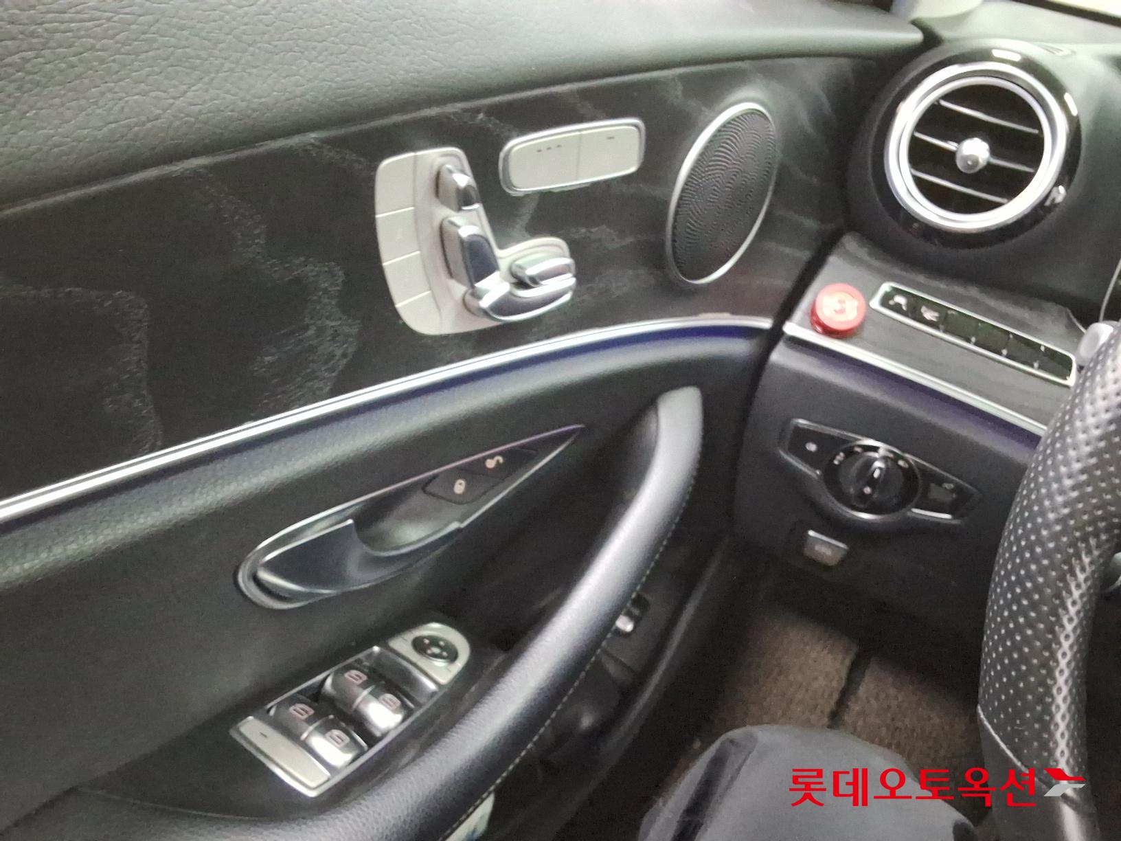 مرسيدس E220D