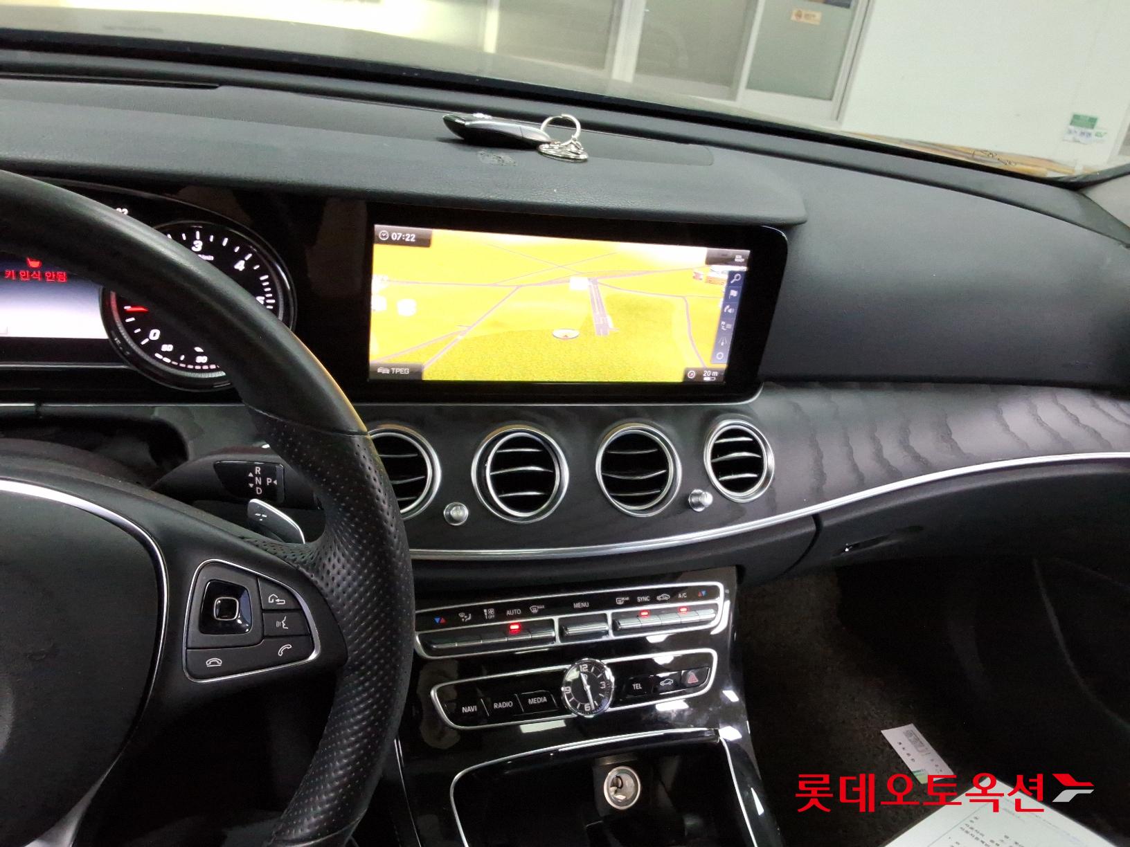 مرسيدس E220D