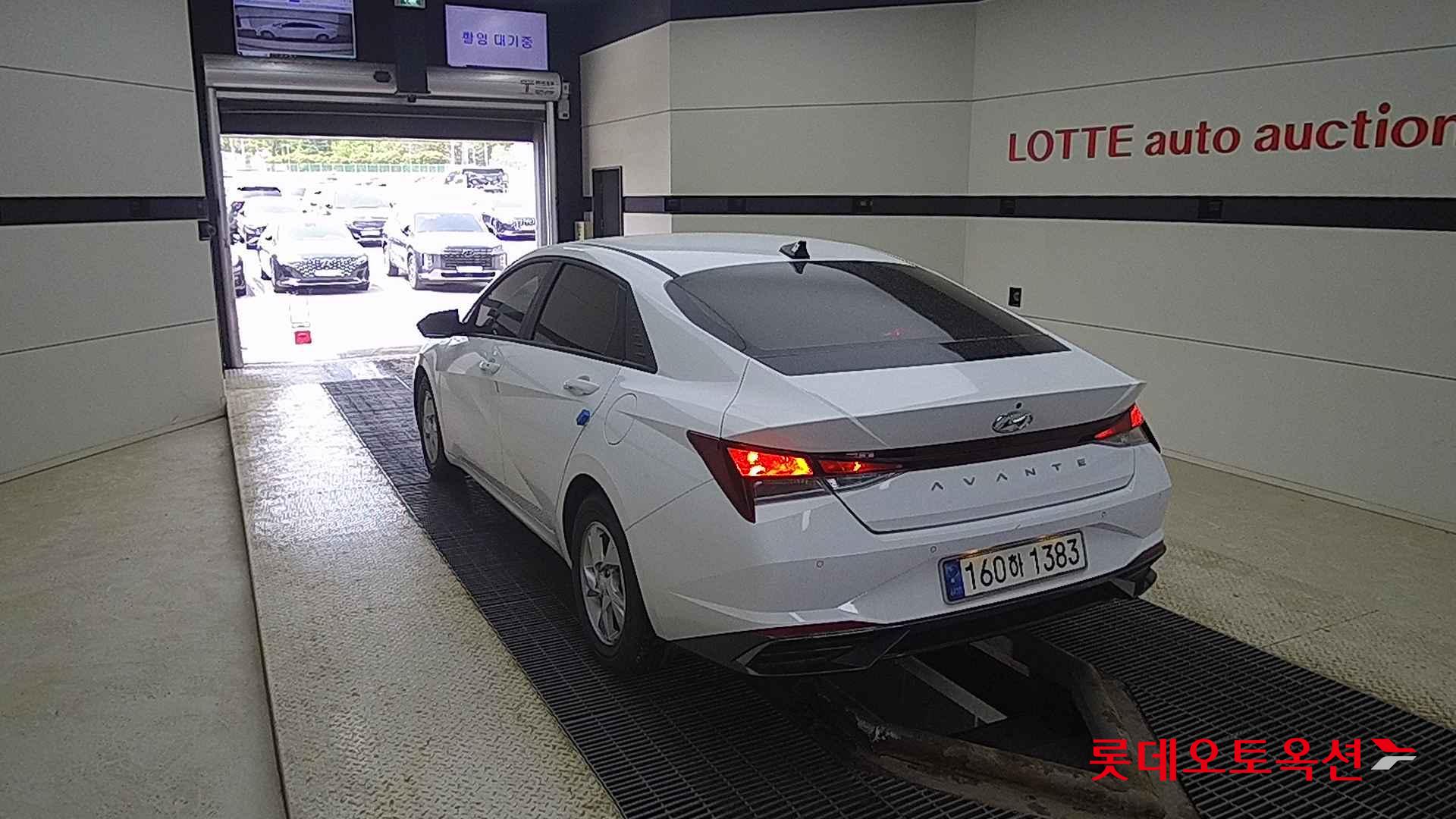 Hyundai Avante id 2704002 из Кореи 9