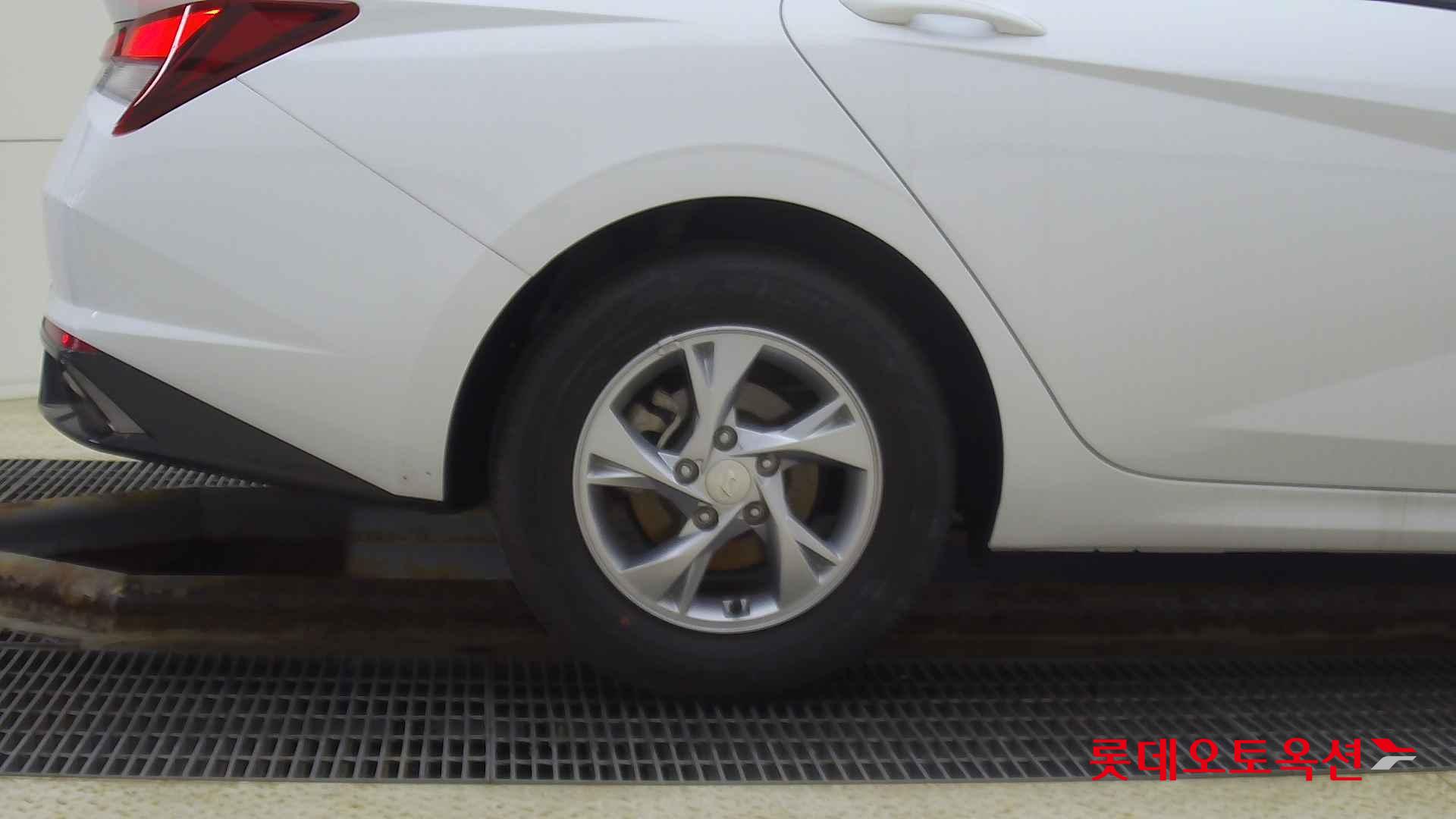 Hyundai Avante id 2704002 из Кореи 24