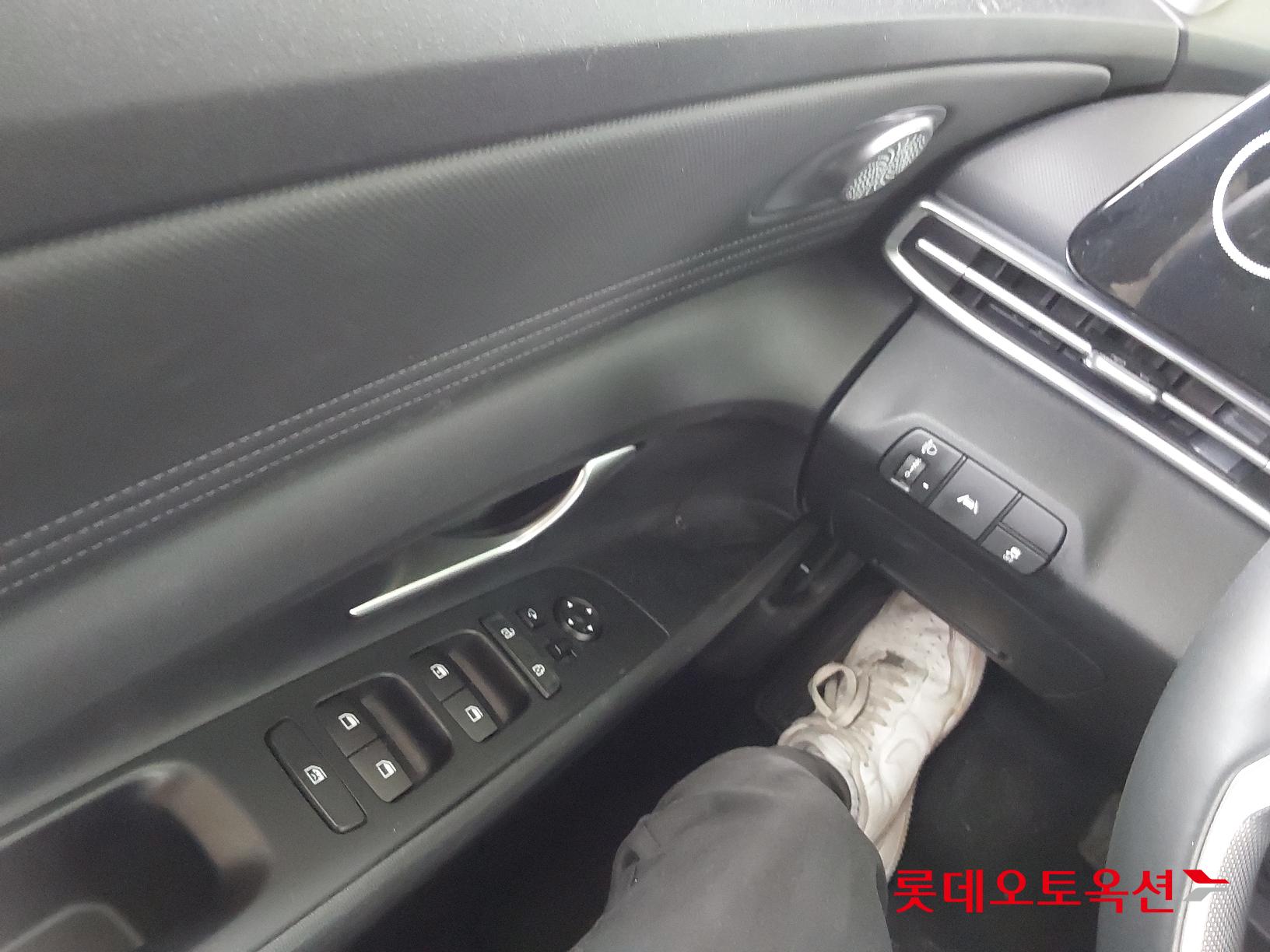 Hyundai Avante id 2704002 из Кореи 28