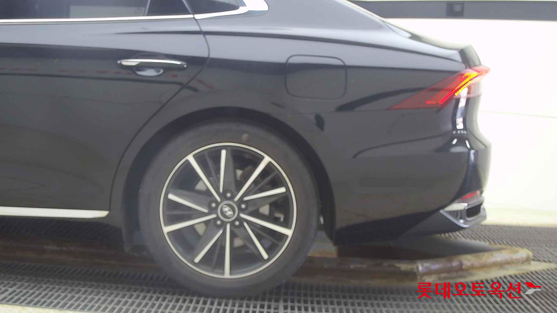 Hyundai Grandeur id 2721005 из Кореи 22