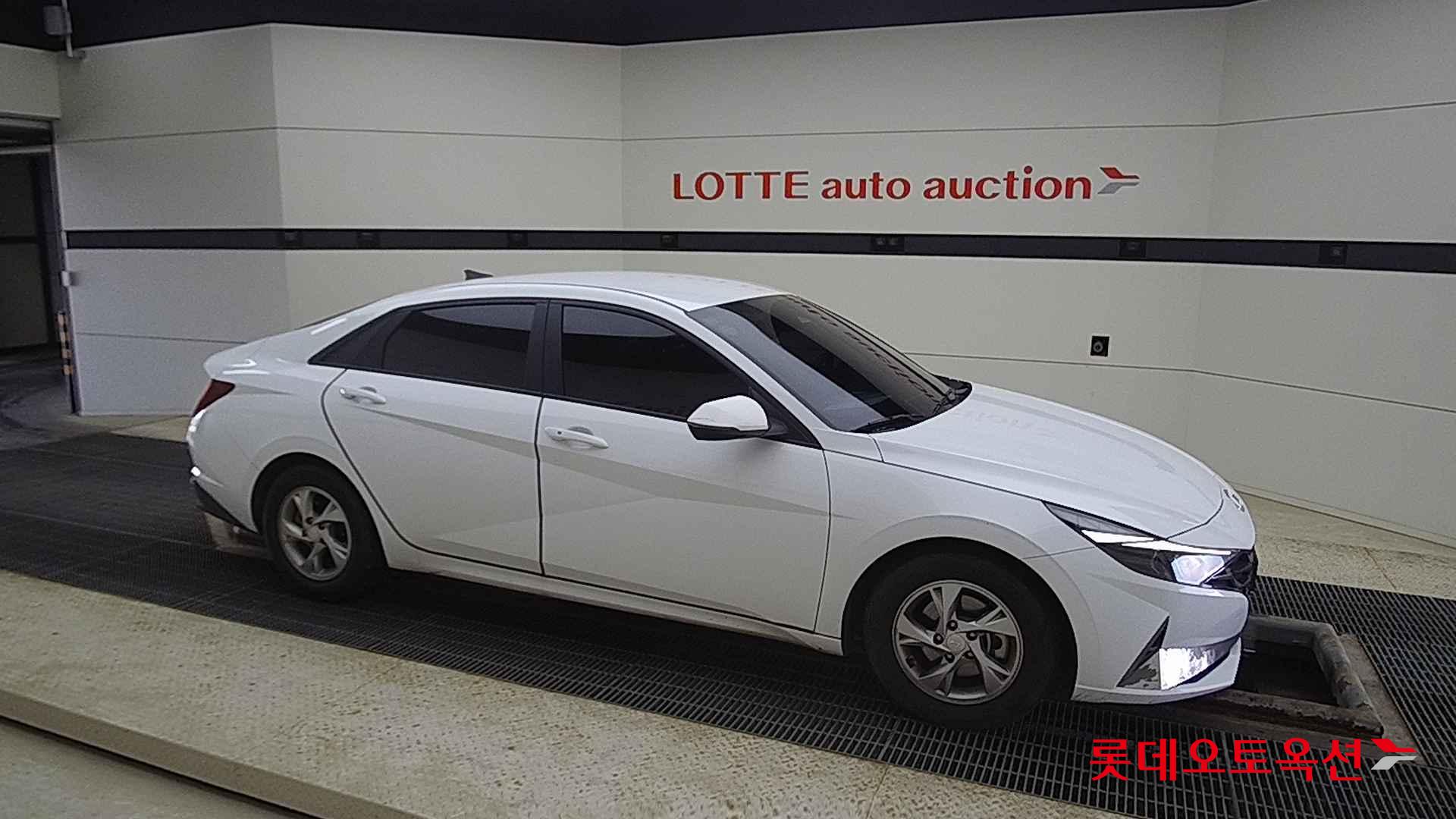 Hyundai Avante id 2720980 из Кореи 17