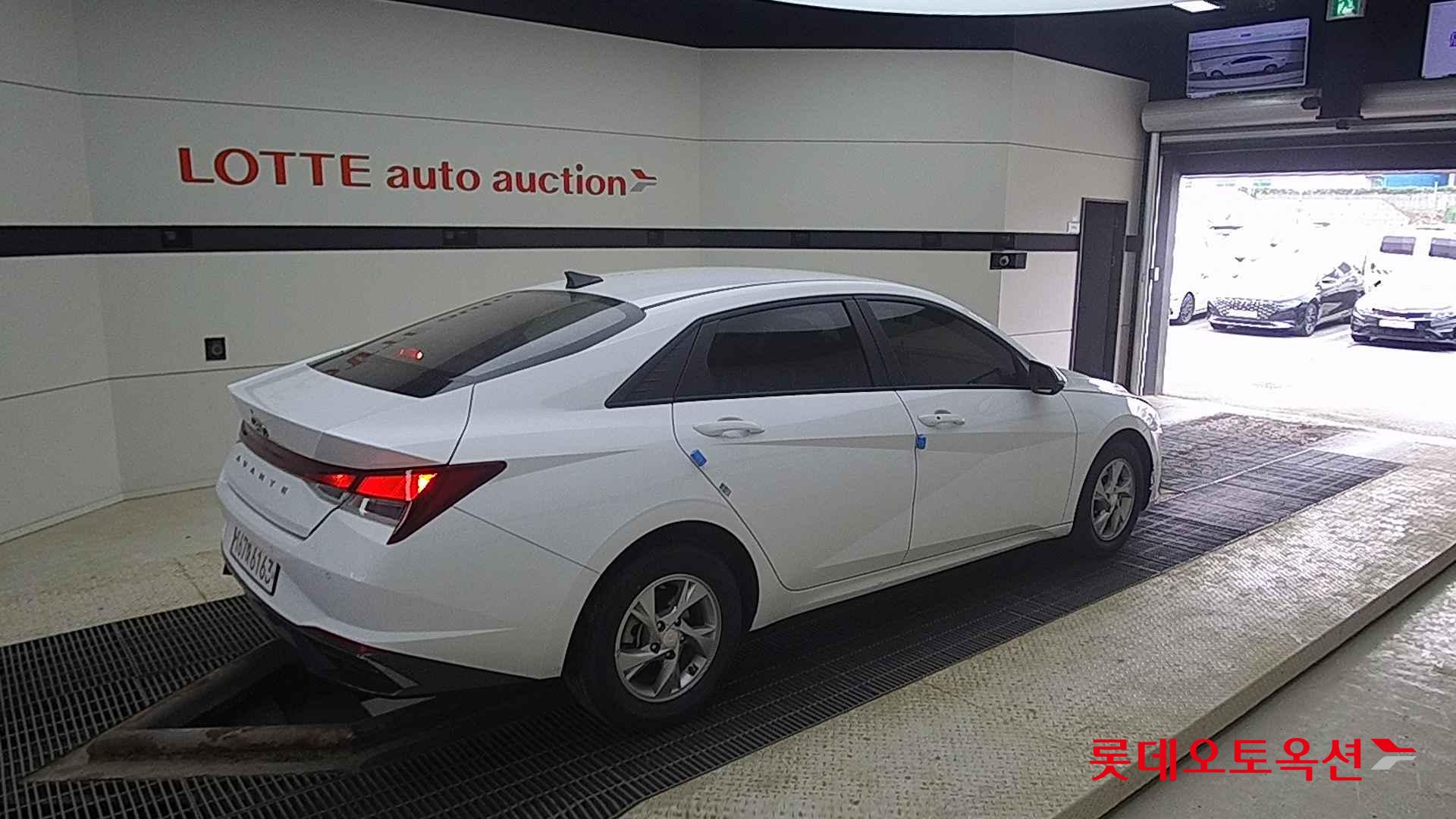 Hyundai Avante id 2720969 из Кореи 19