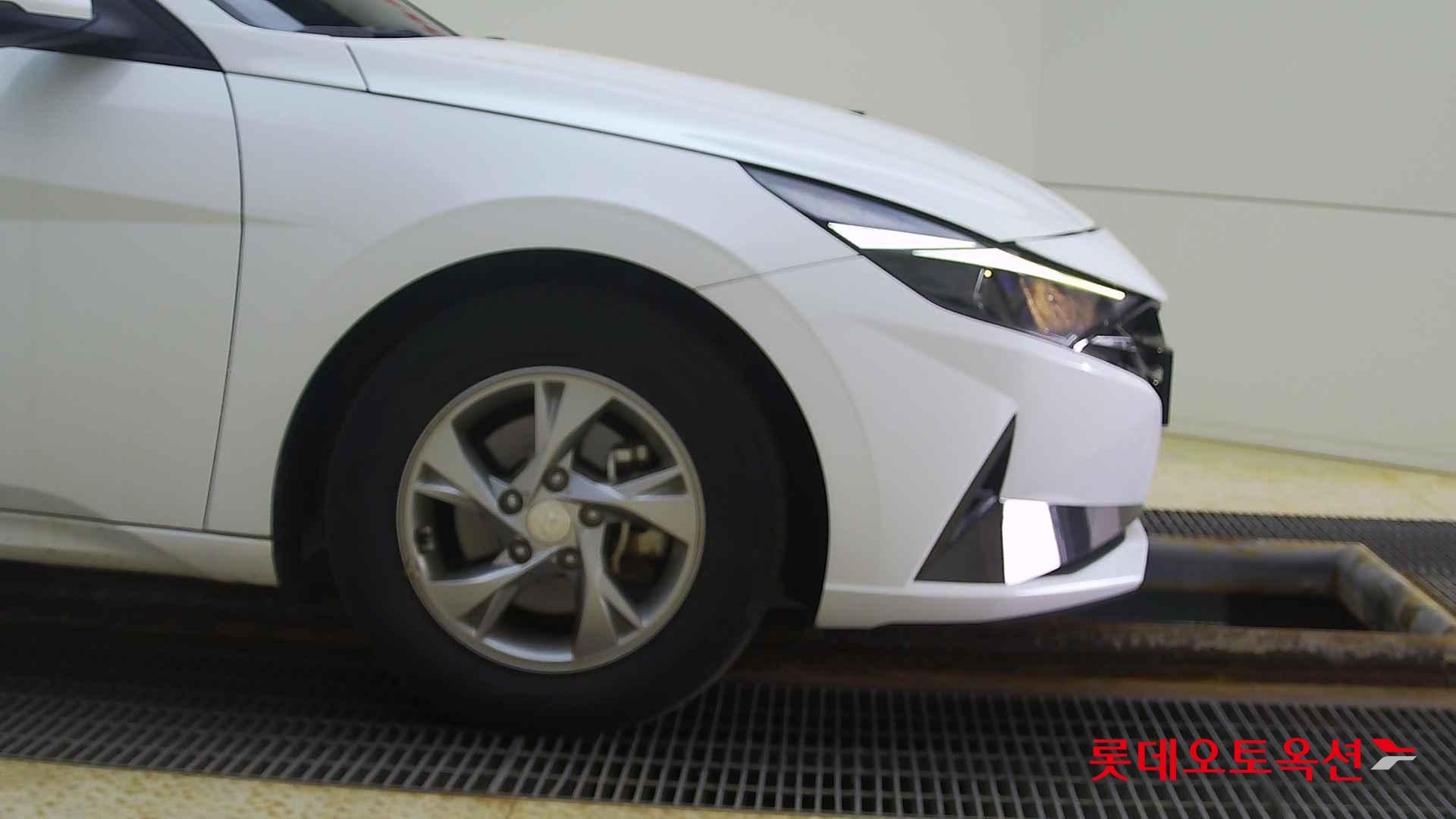 Hyundai Avante id 2720969 из Кореи 23