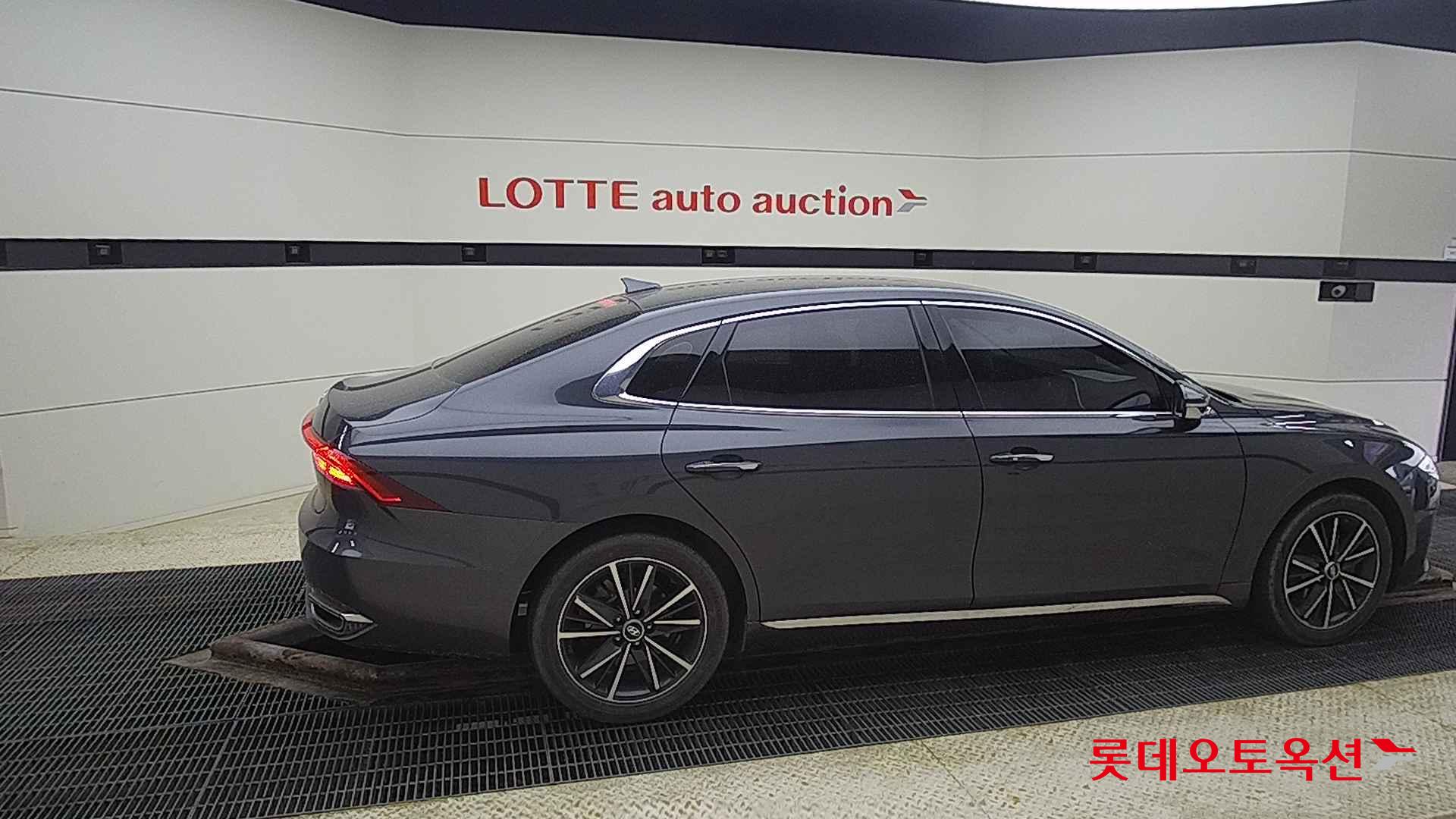 Hyundai Grandeur id 2721800 из Кореи 18