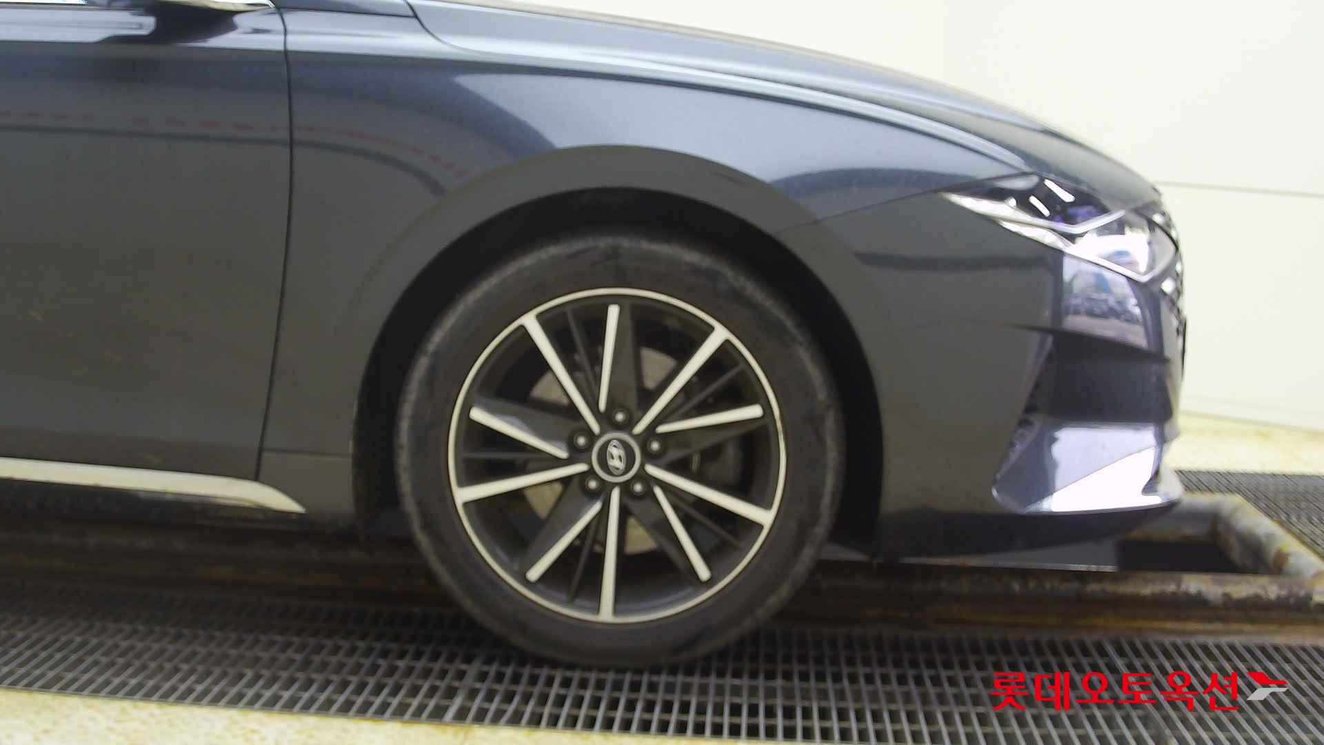 Hyundai Grandeur id 2721800 из Кореи 23