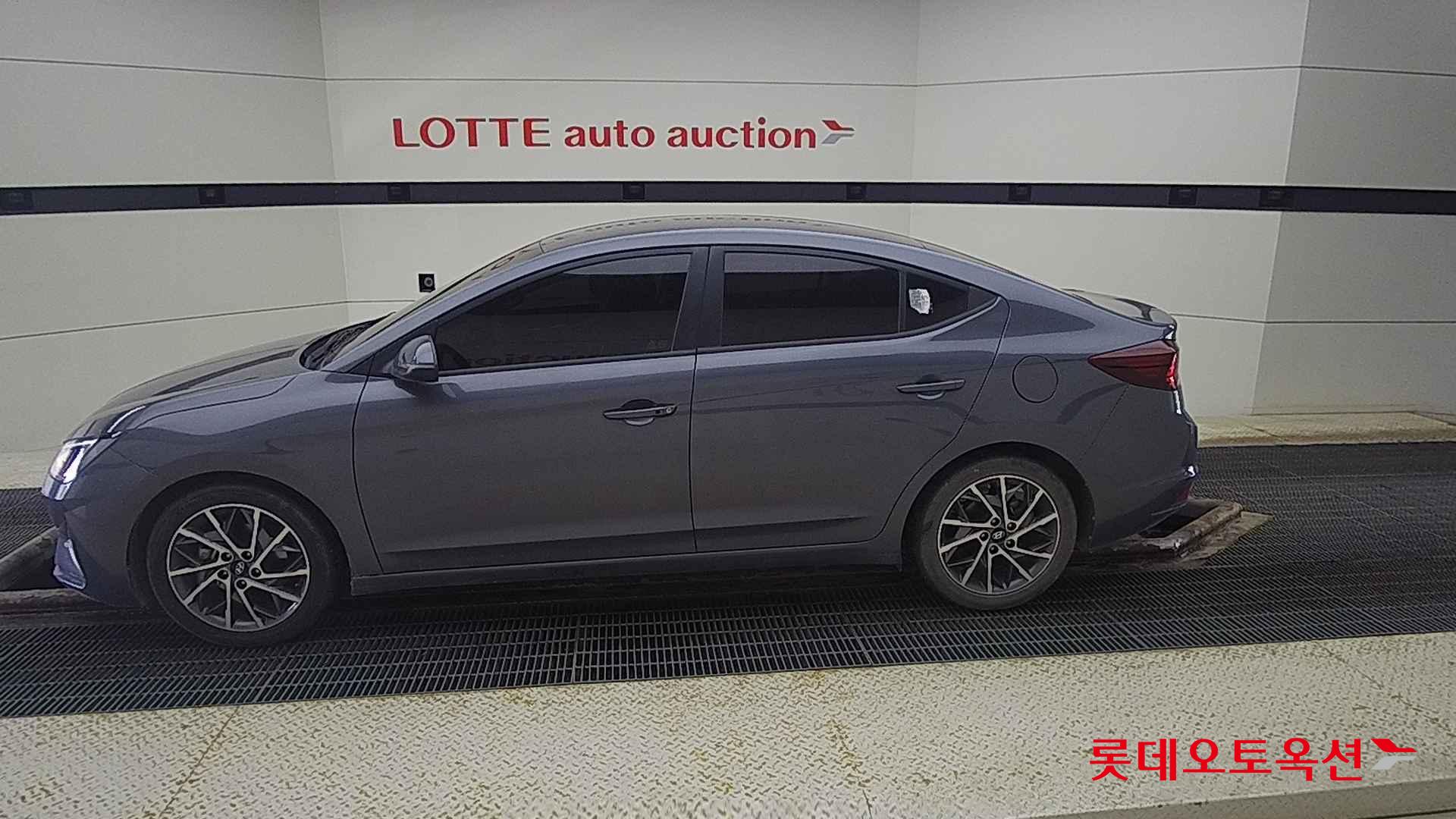 Hyundai Avante id 2698351 из Кореи 7