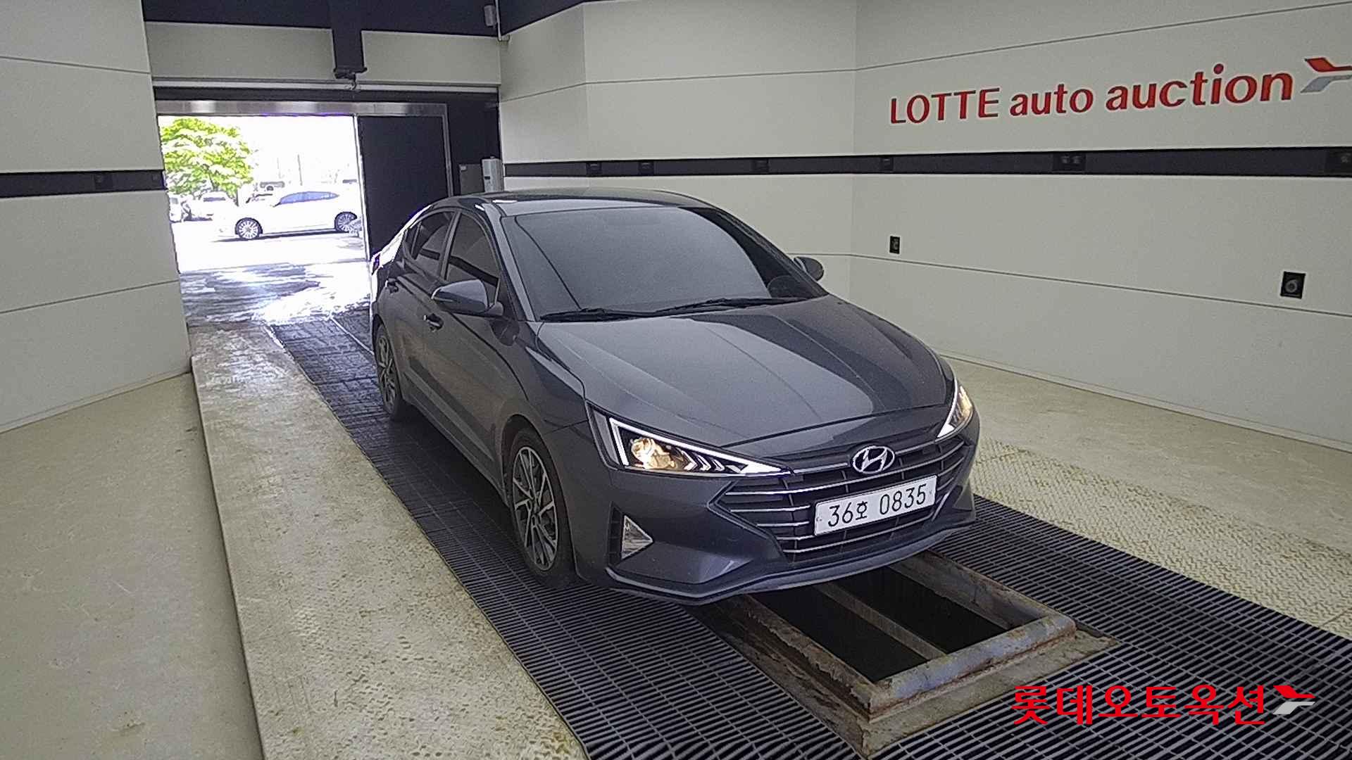 Hyundai Avante id 2698351 из Кореи 15