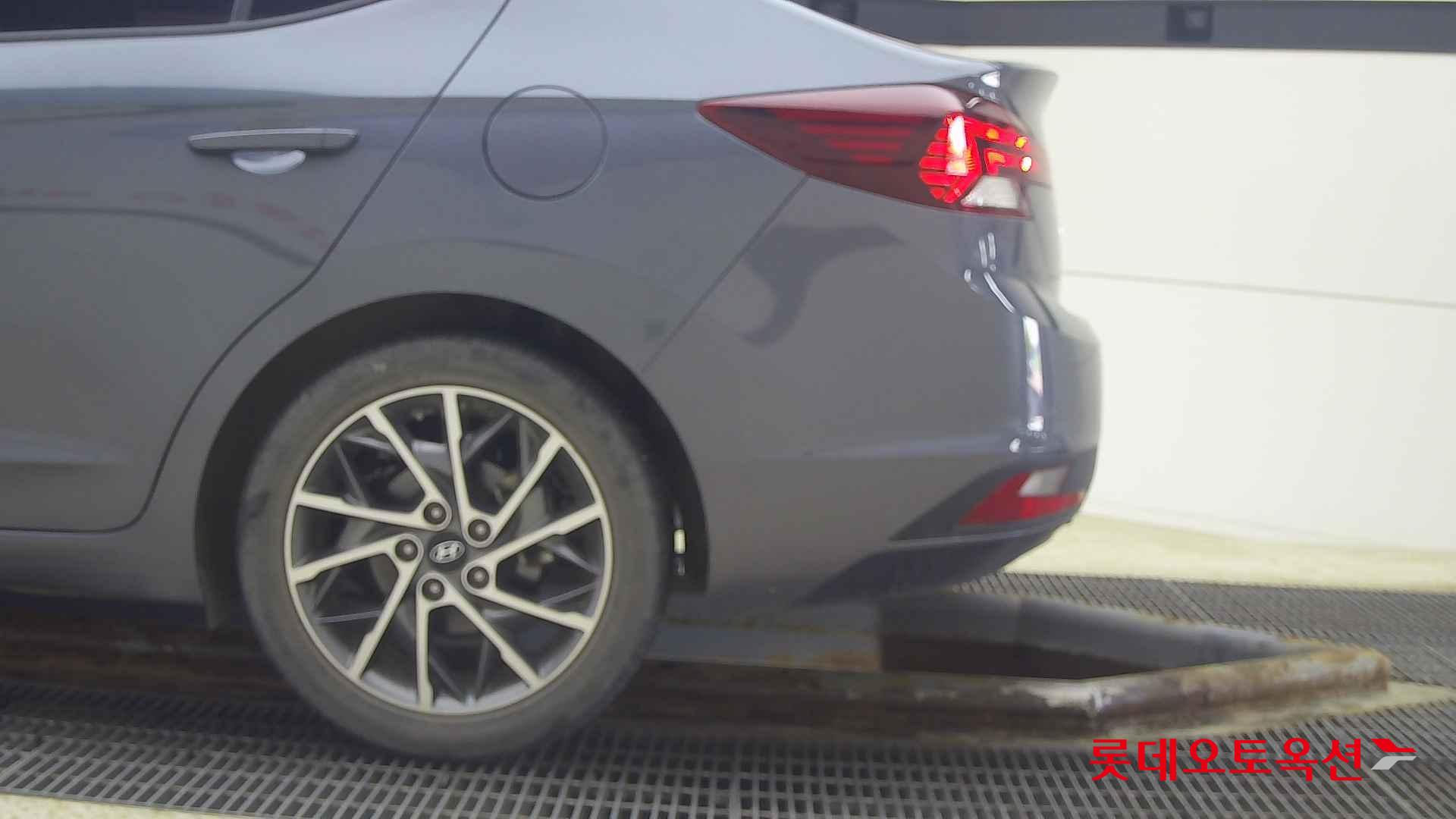 Hyundai Avante id 2698351 из Кореи 22