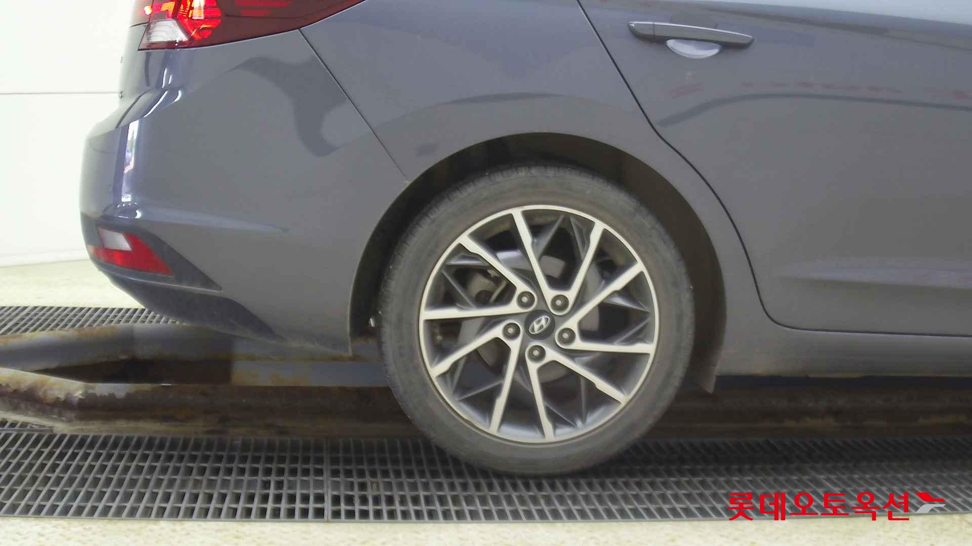 Hyundai Avante id 2698351 из Кореи 24