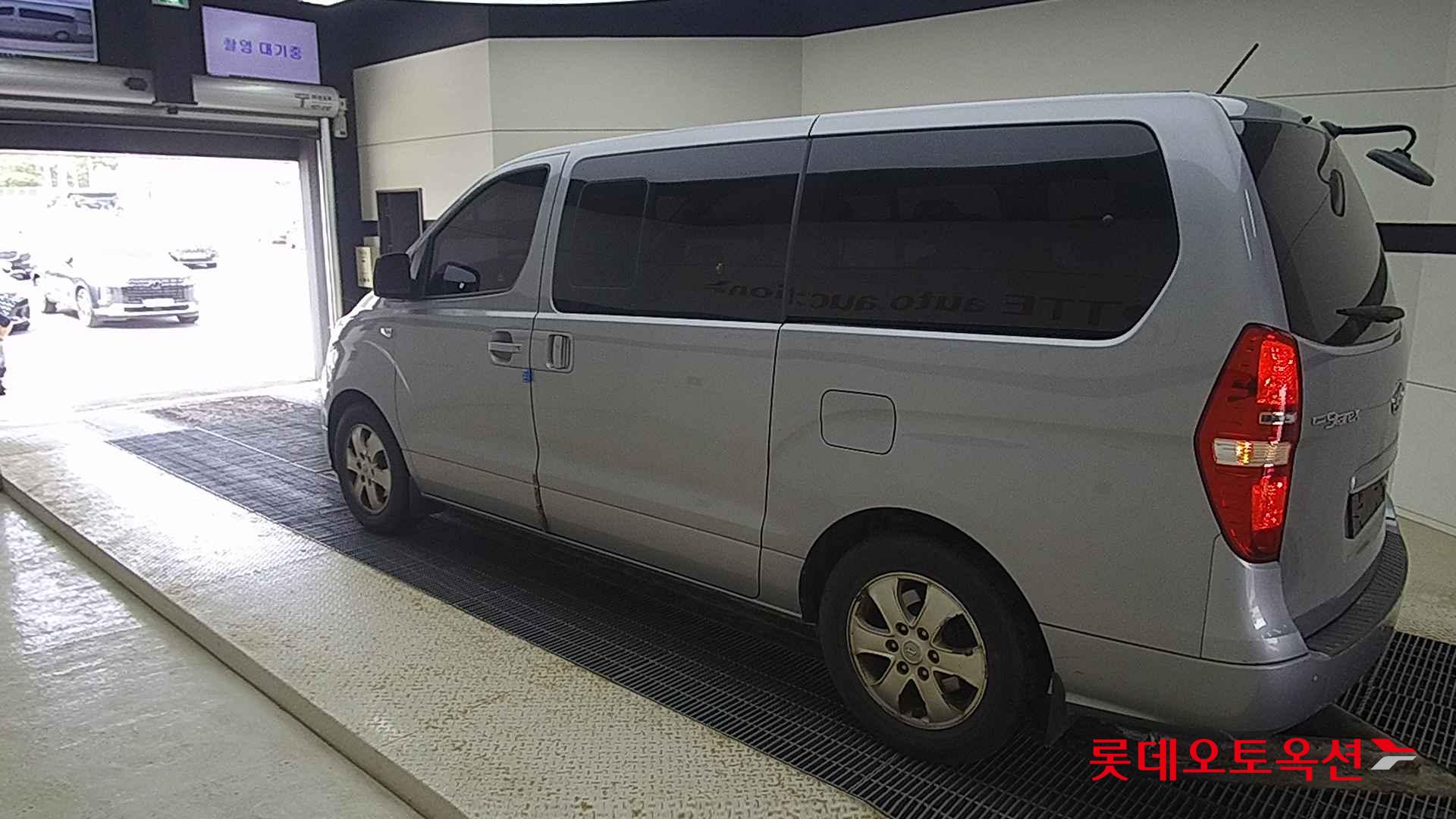 Hyundai Grand Starex id 2704008 из Кореи 10