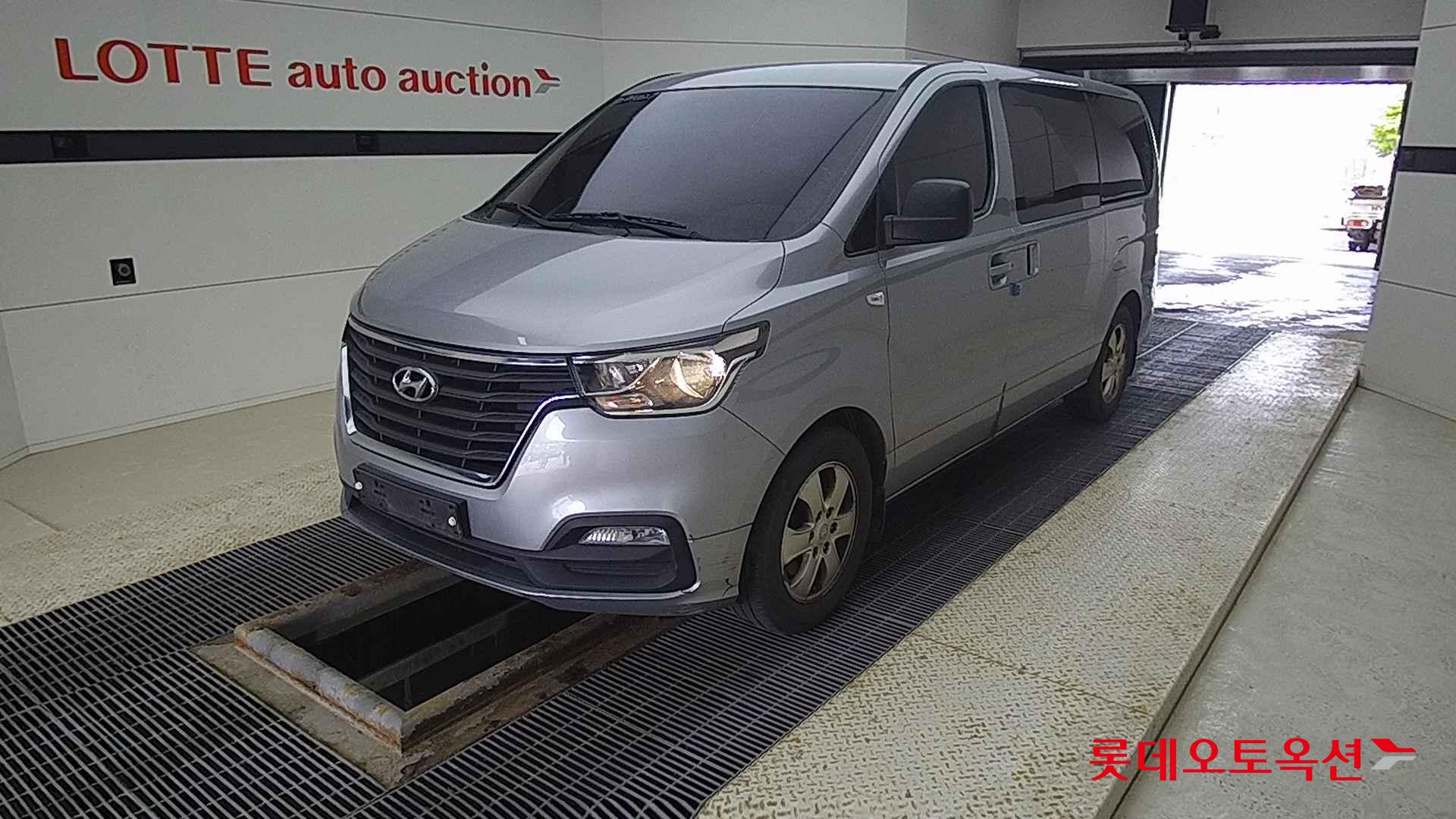 Hyundai Grand Starex id 2704008 из Кореи 14