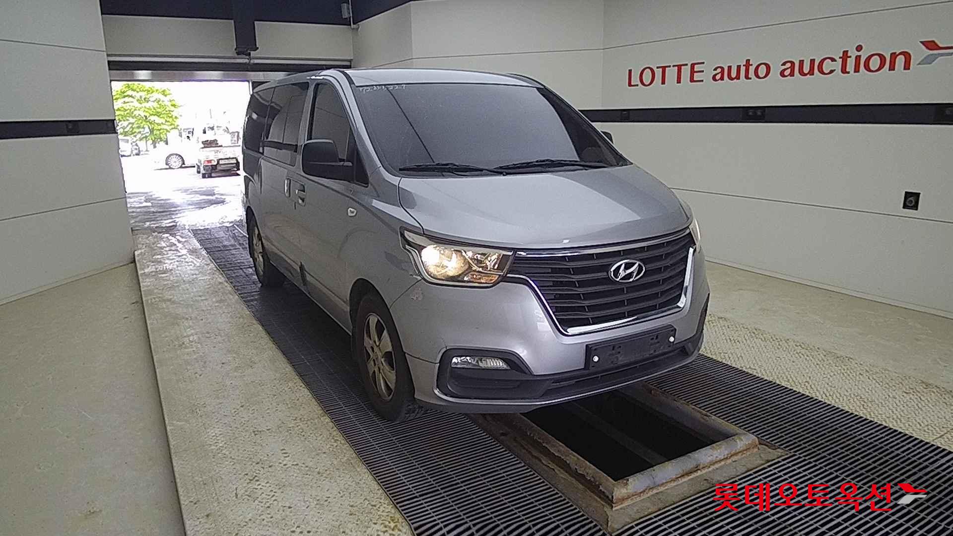 Hyundai Grand Starex id 2704008 из Кореи 15