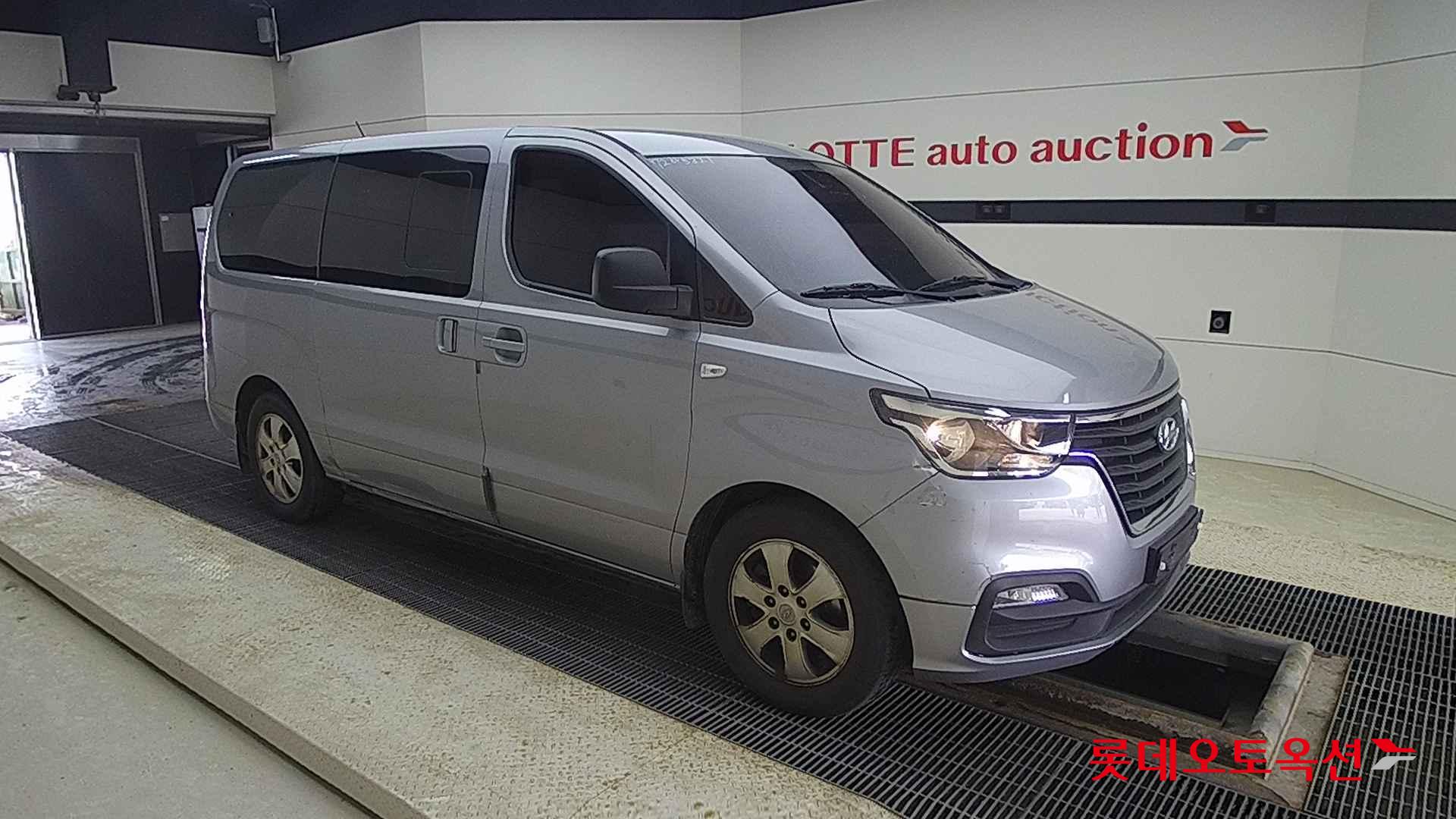 Hyundai Grand Starex id 2704008 из Кореи 16