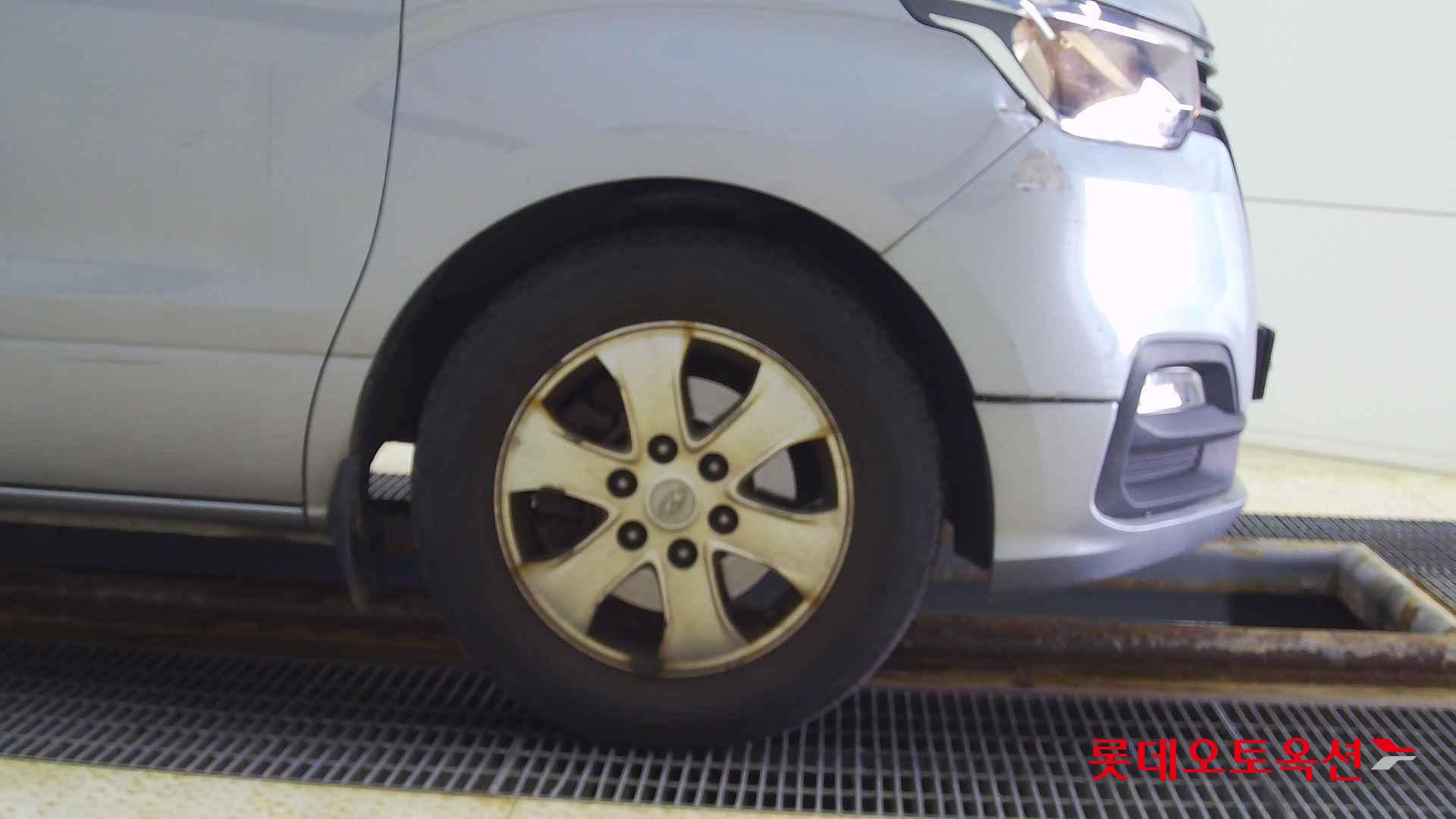 Hyundai Grand Starex id 2704008 из Кореи 23