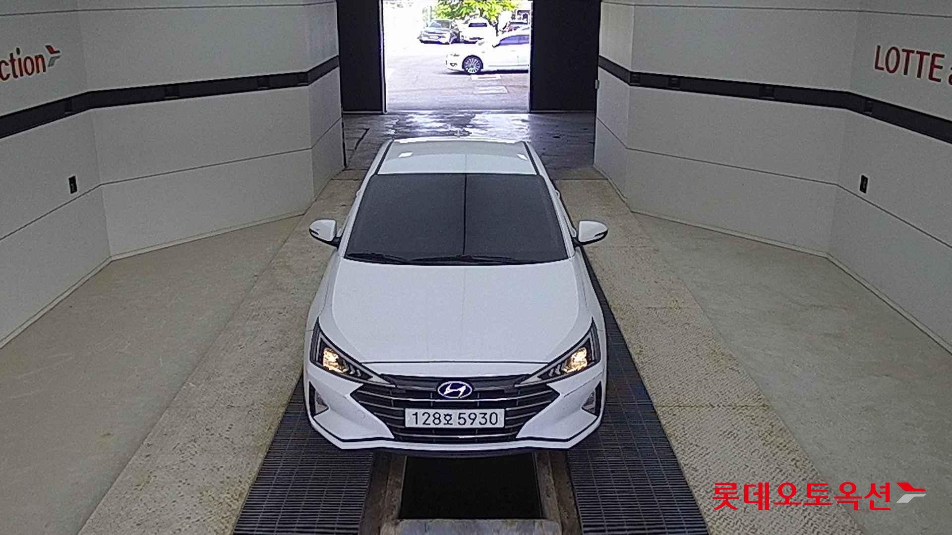 Hyundai Avante id 2698331 из Кореи 8