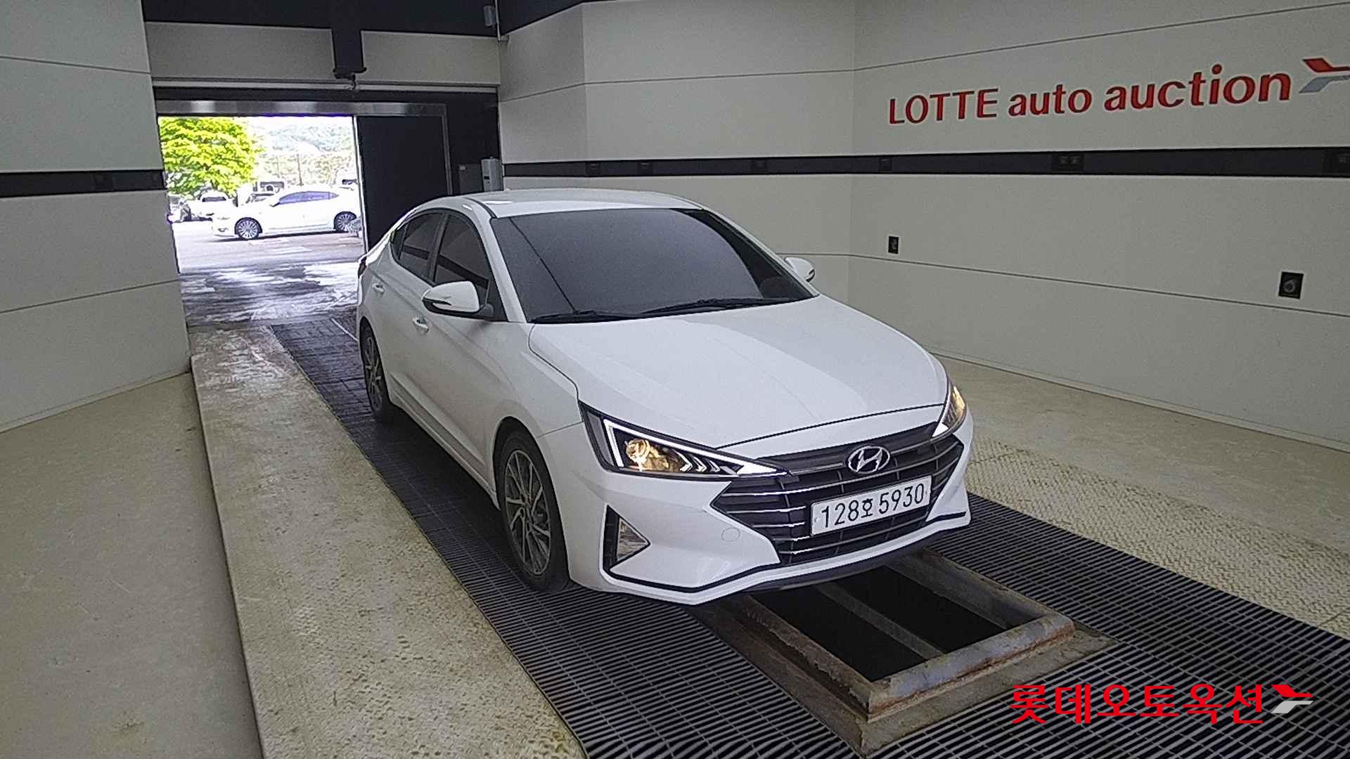 Hyundai Avante id 2698331 из Кореи 15
