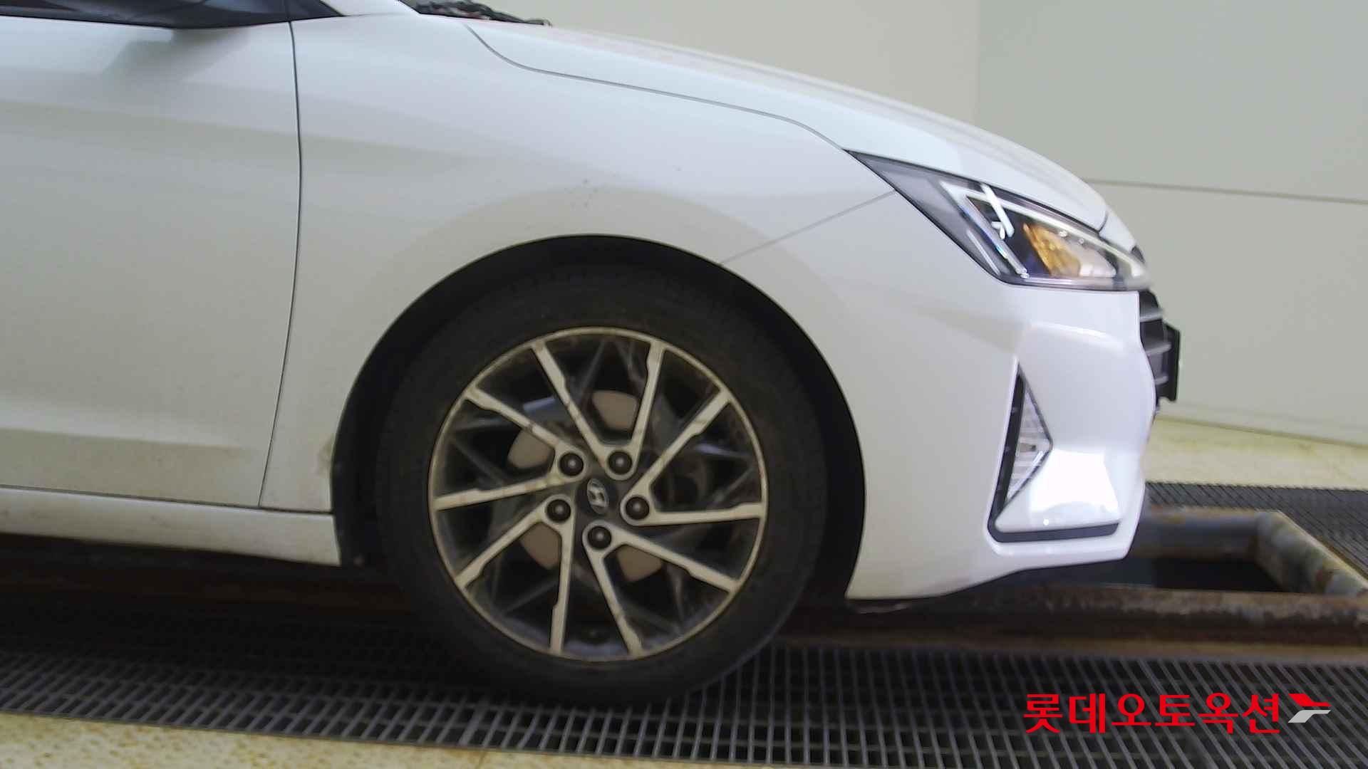 Hyundai Avante id 2698331 из Кореи 23