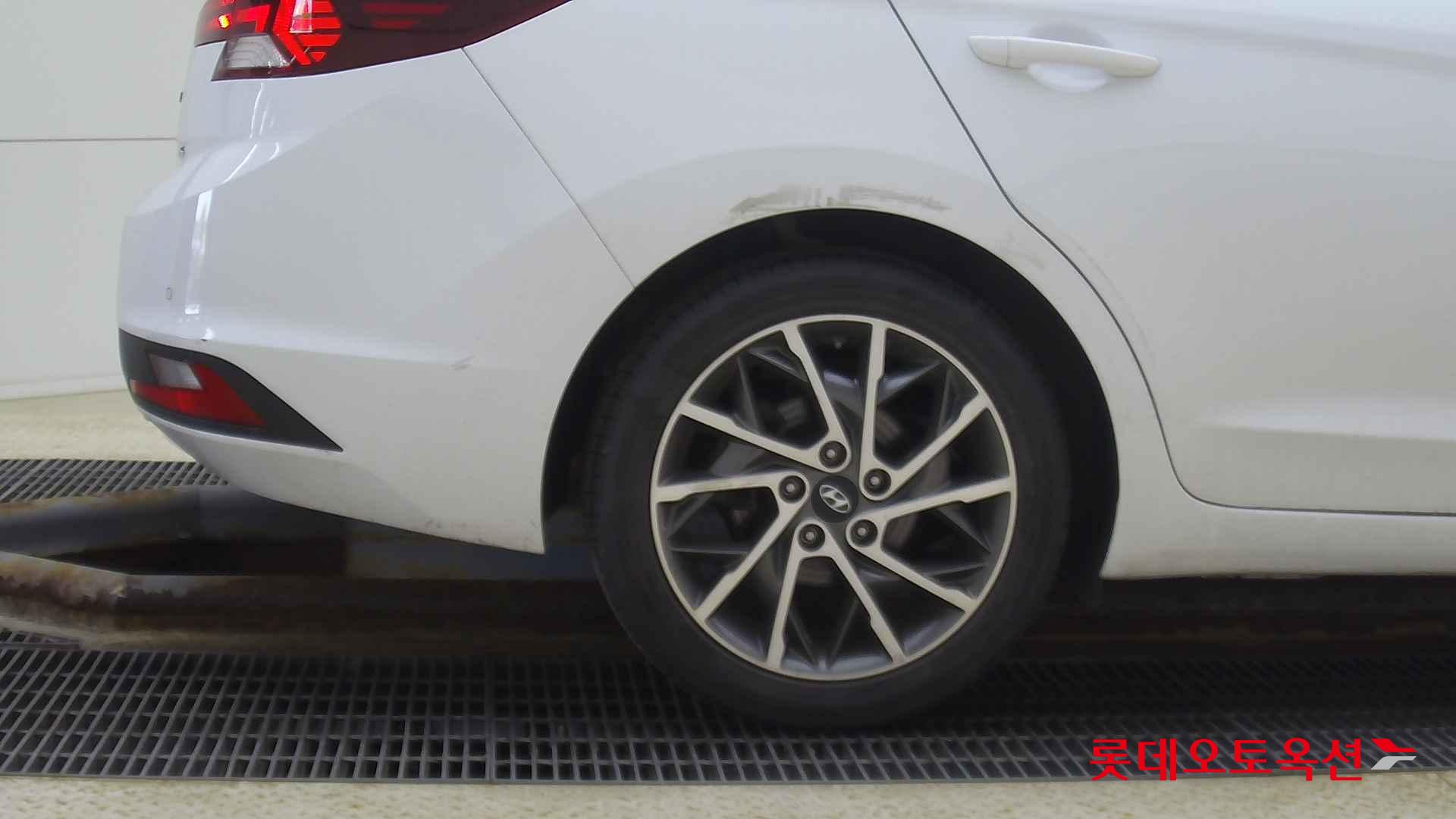 Hyundai Avante id 2698331 из Кореи 24